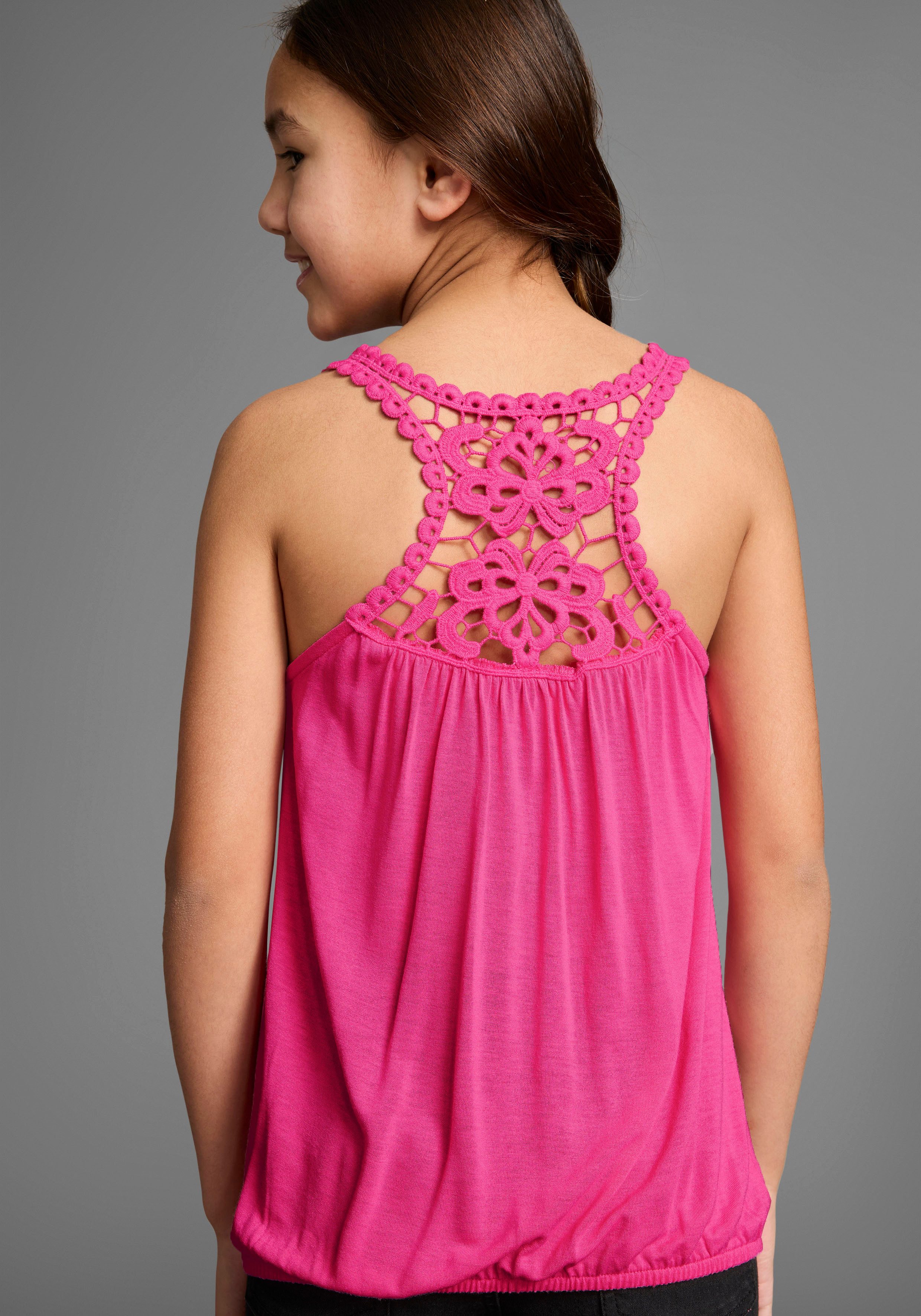 KIDSWORLD Tanktop Viskose - Top, mit Spitzeneinsatz im Rücken