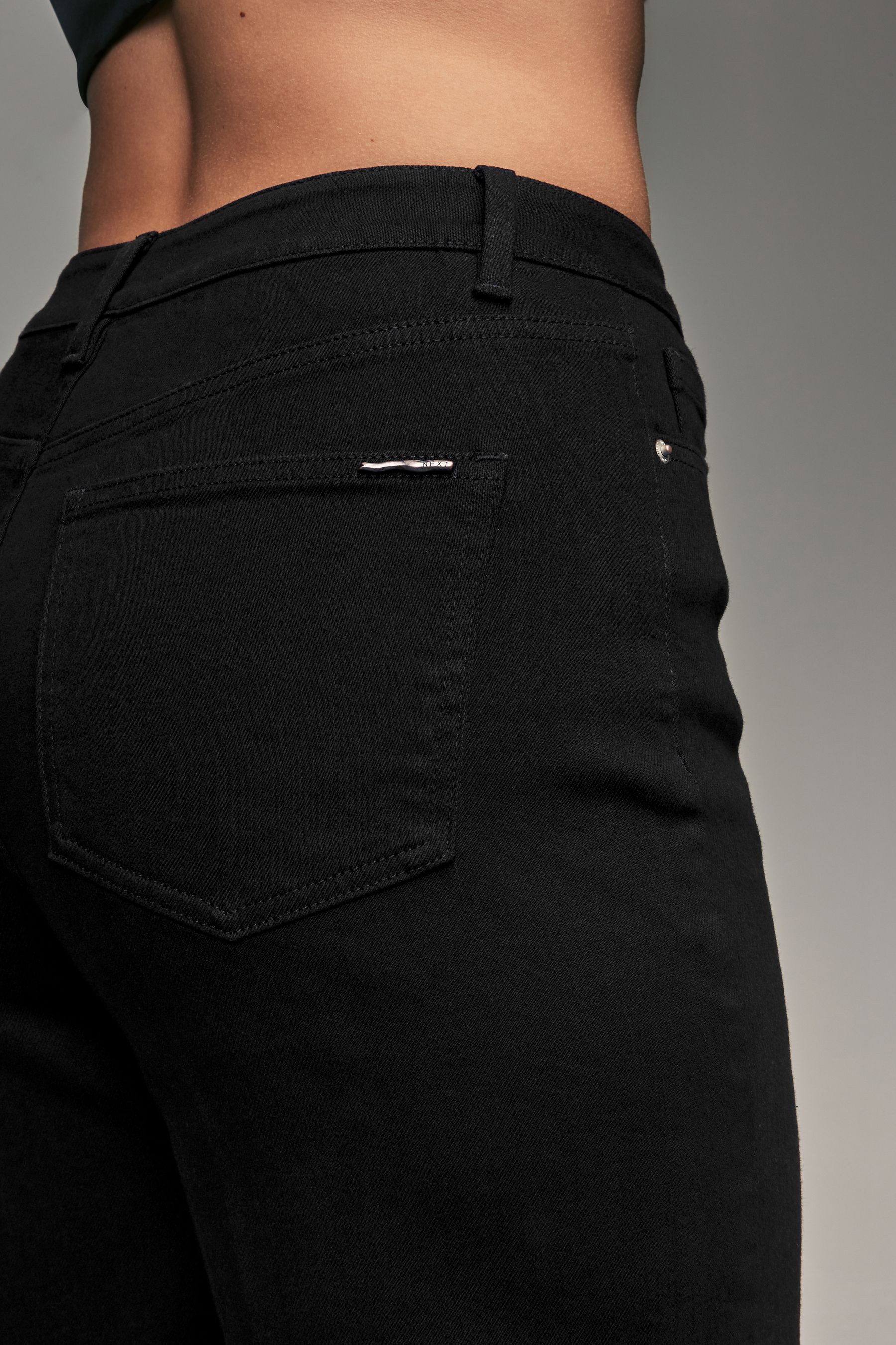 Next Weite Jeans Jeans mit weitem Bein, Sanduhrform (1-tlg)