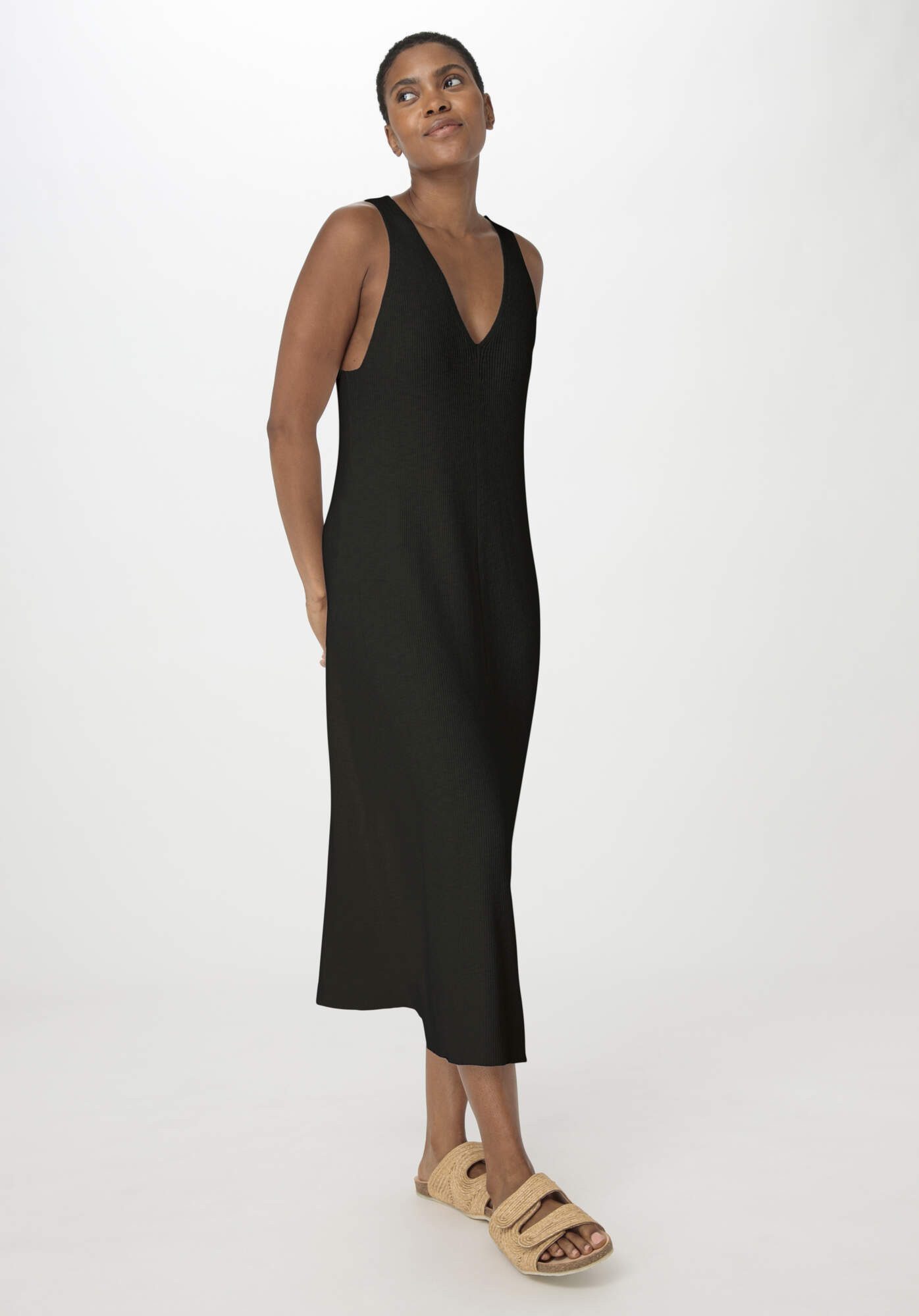 Hessnatur Strickkleid Midi Relaxed aus reiner günstig online kaufen