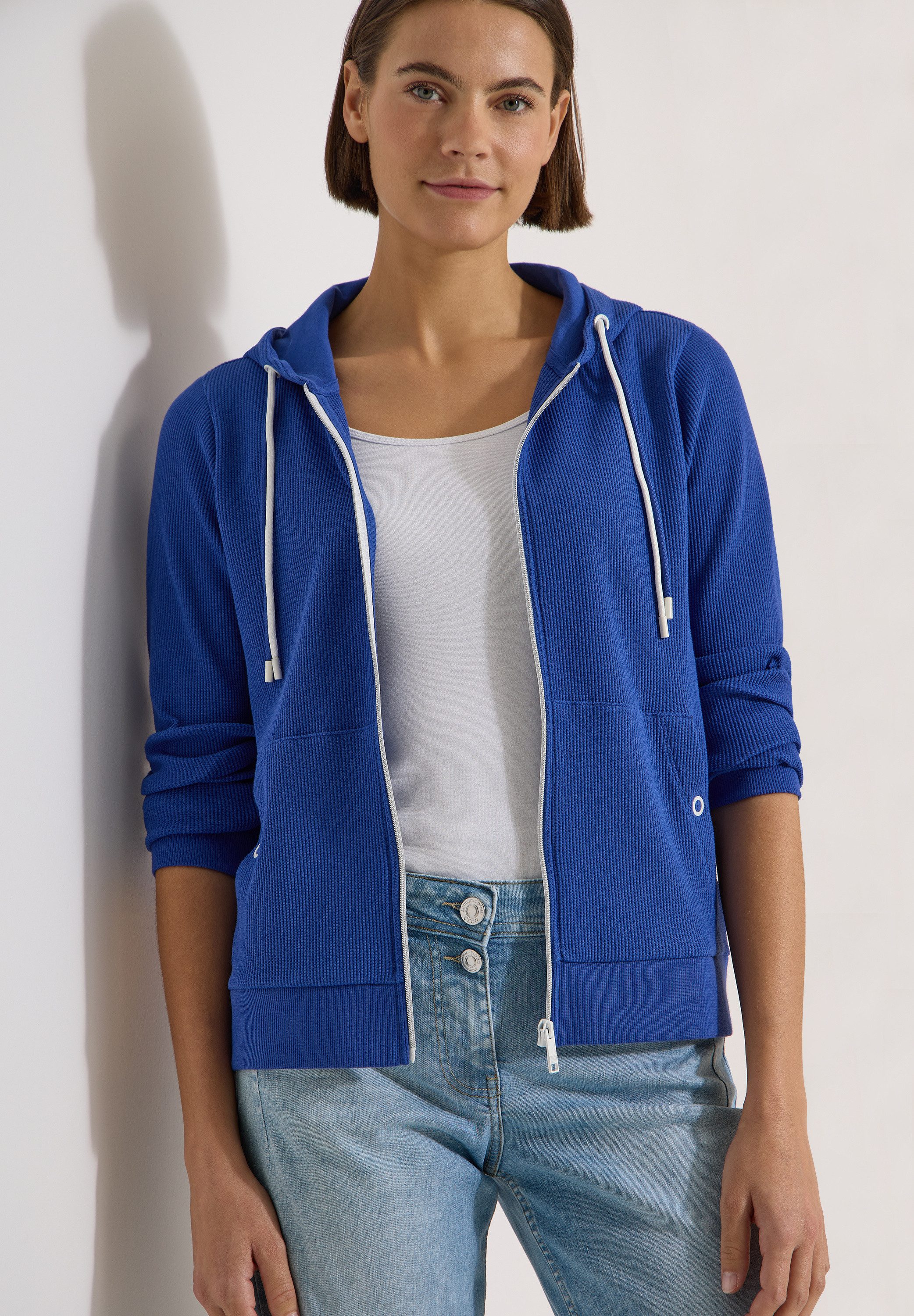 CECIL Kapuzensweatjacke mit Struktur und seitlichen Taschen mit Knopf