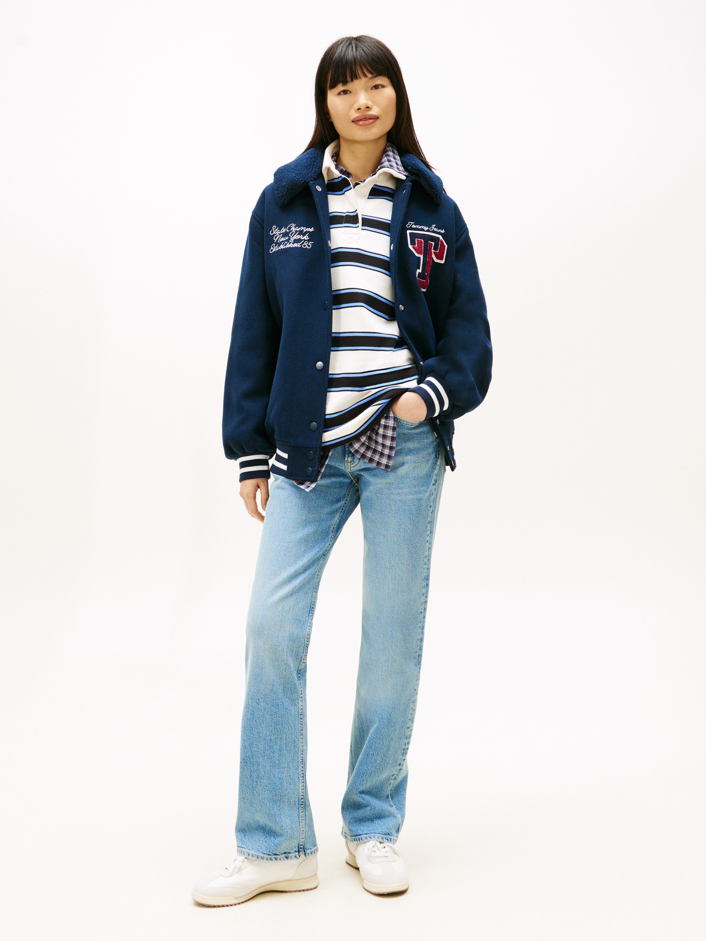 Tommy Jeans Bootcut-Jeans CLEO MID BOOTCUT EI5113