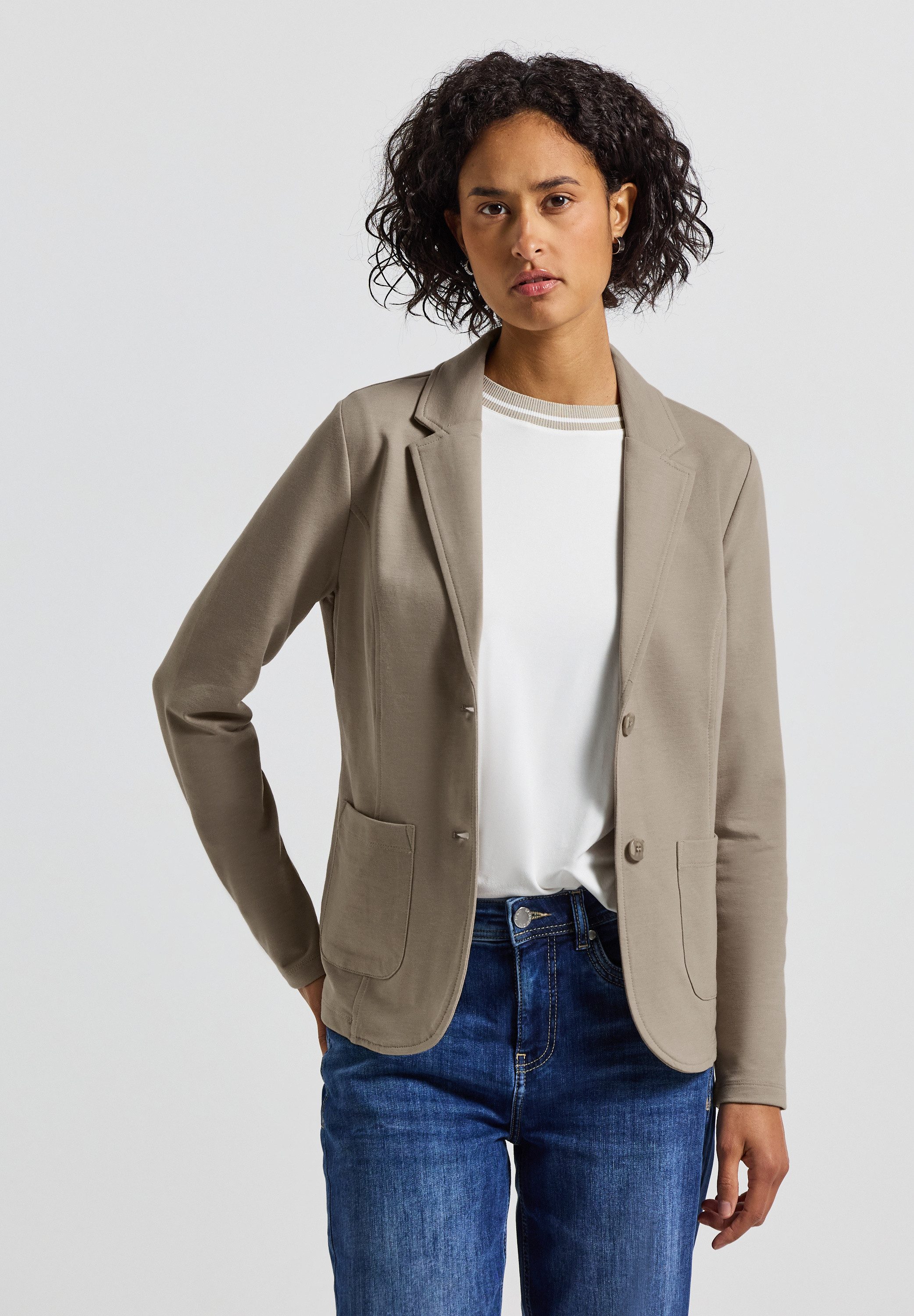 STREET ONE Короткие aus Baumwolle mit Stretchanteil