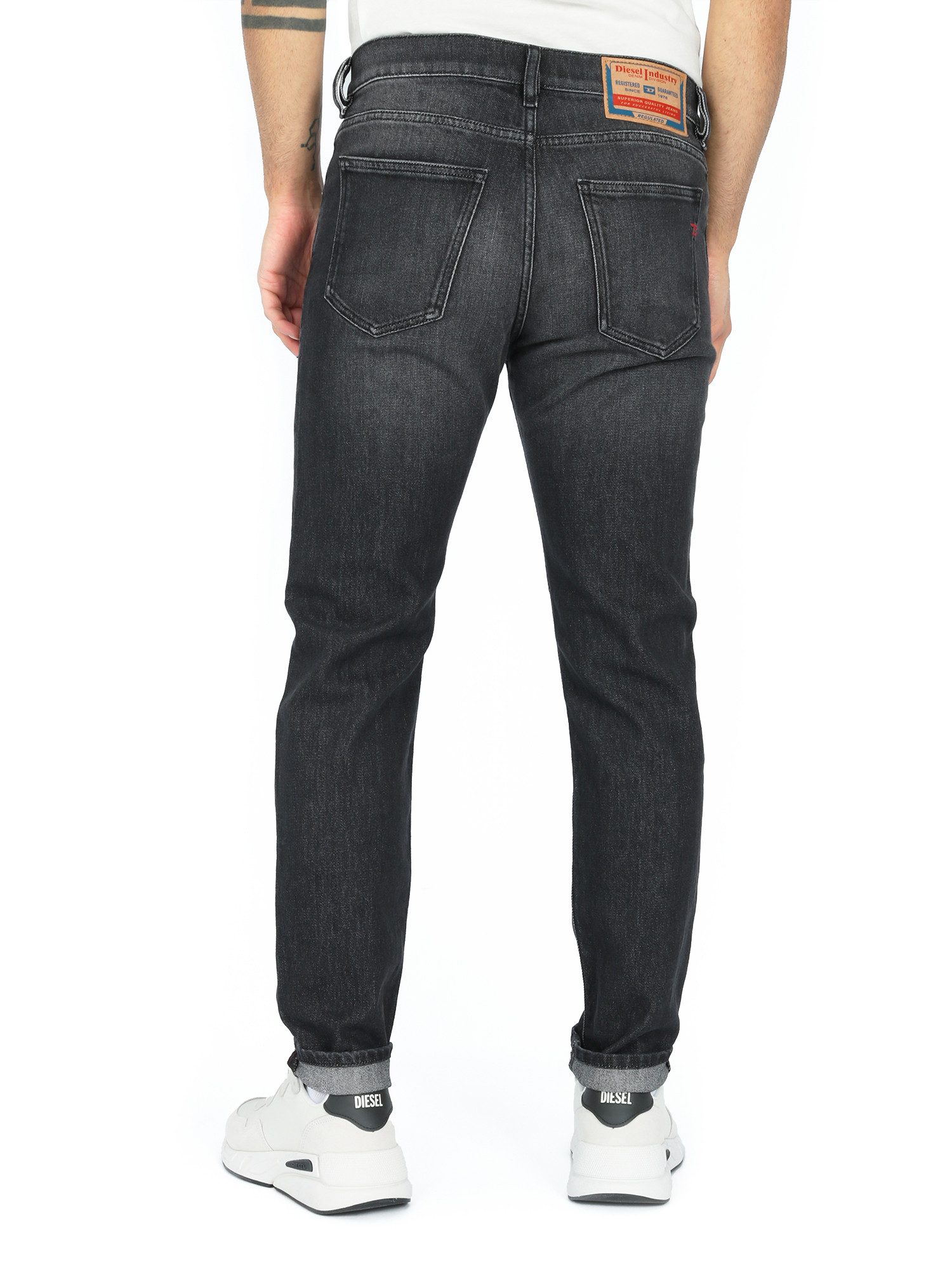 Diesel Slim-fit-Jeans Weicher Stretchdenim - 2019 D-Strukt 09F75 – Bild 3 von 5