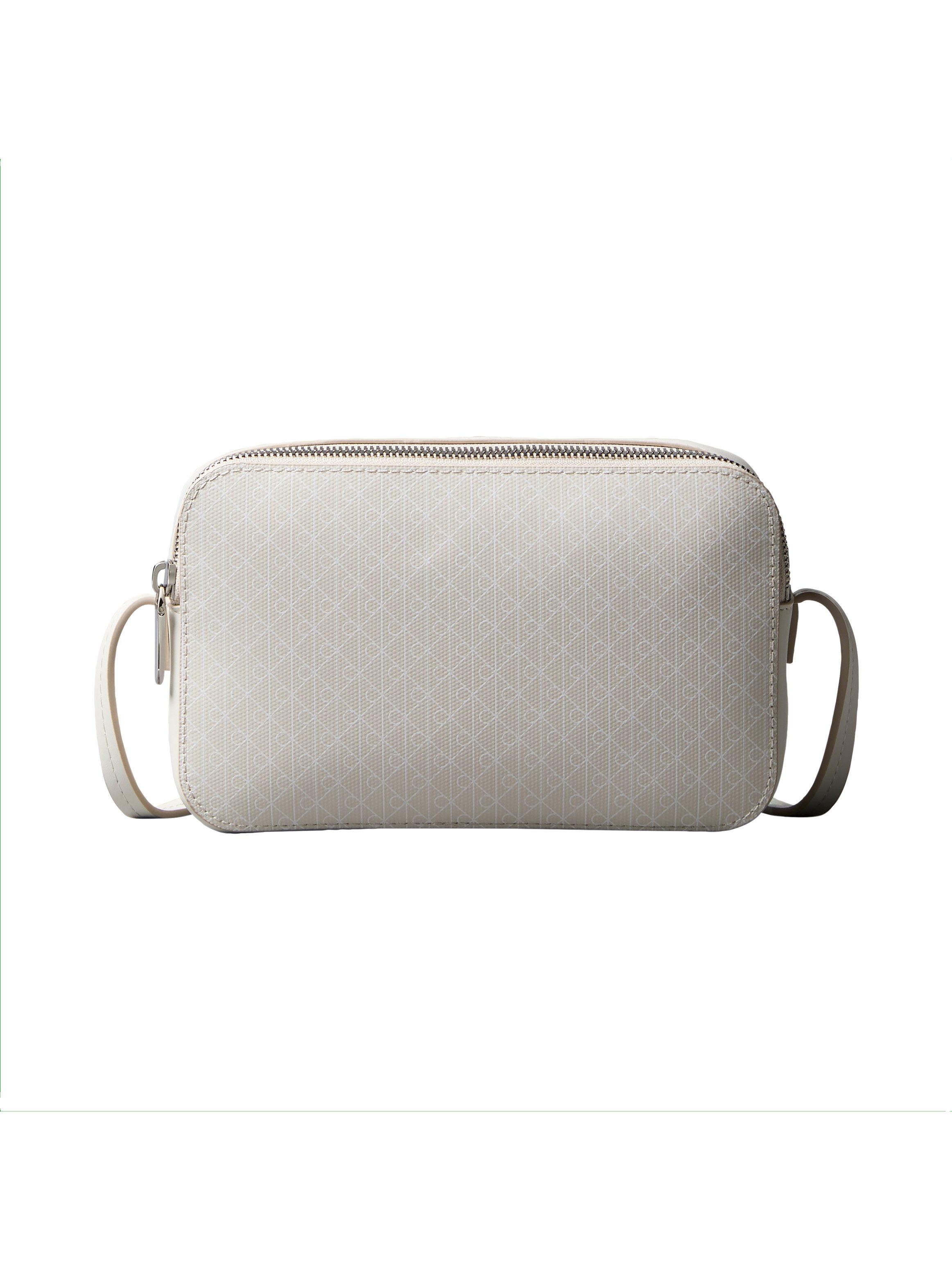 Calvin Klein Mini Bag AOP ELONGATED CAMERA BAG, kleine Damen-Umhängetasche, Schultertasche mit Monogramm-Print