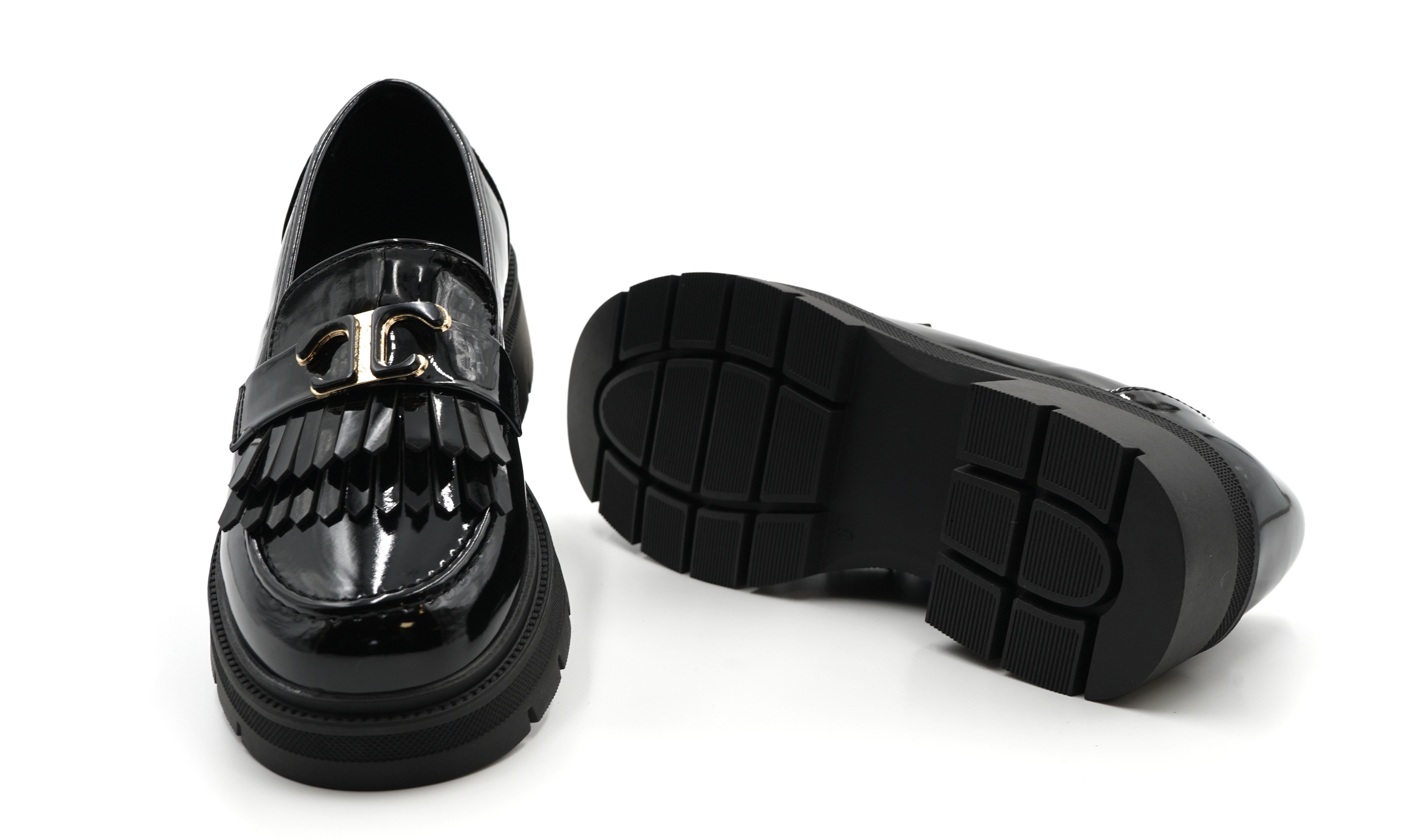 Sonderpostendiscount Damenschuhe Modell XJ-1003 Black Lack Loafer