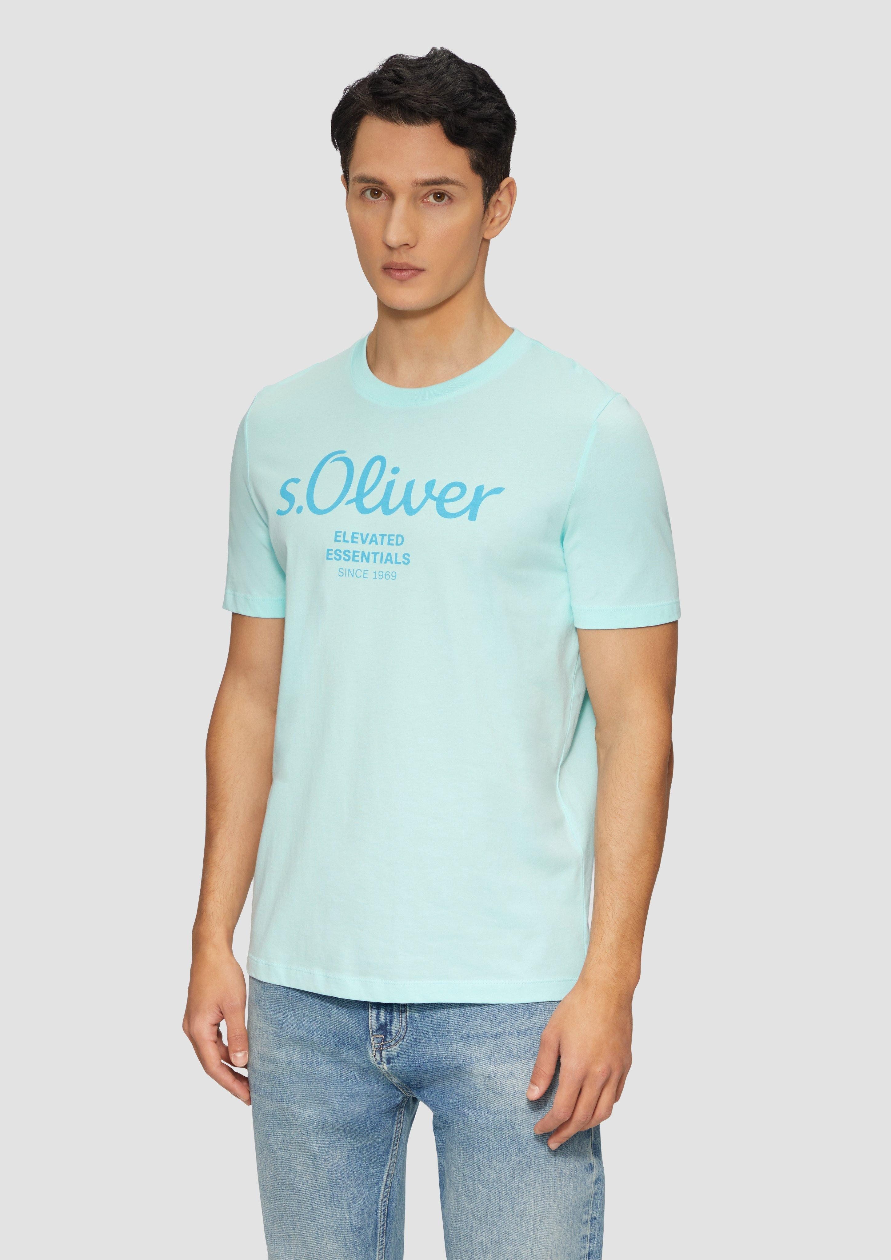 s.Oliver Kurzarmshirt Baumwoll-T-Shirt mit Logo-Print Artwork günstig online kaufen
