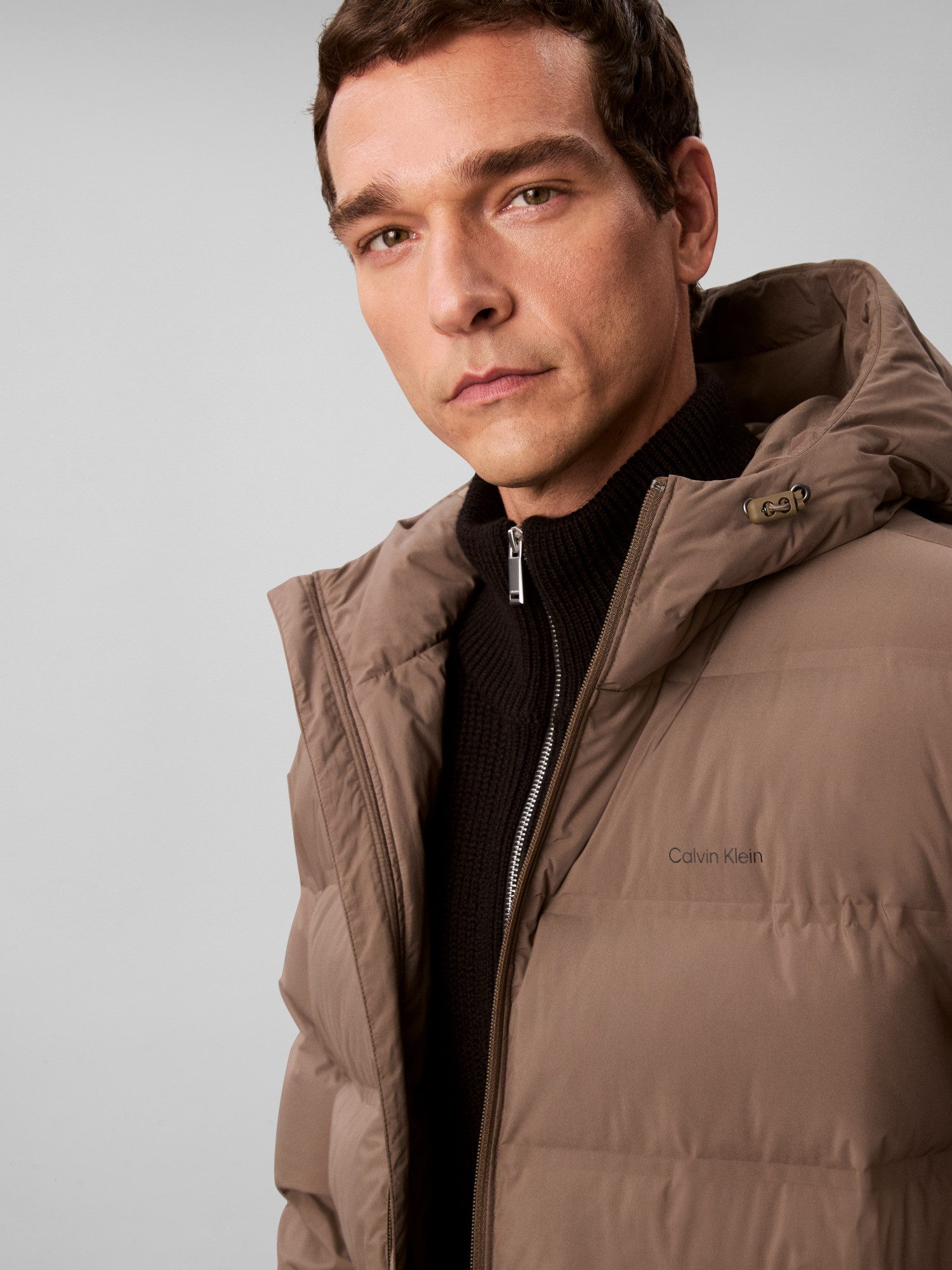 Calvin Klein Jeans Steppmantel LS BONDED CHNNLD LONG HOODED PUF Mit Rundhalsausschnitt, regular fit – Bild 3 von 5
