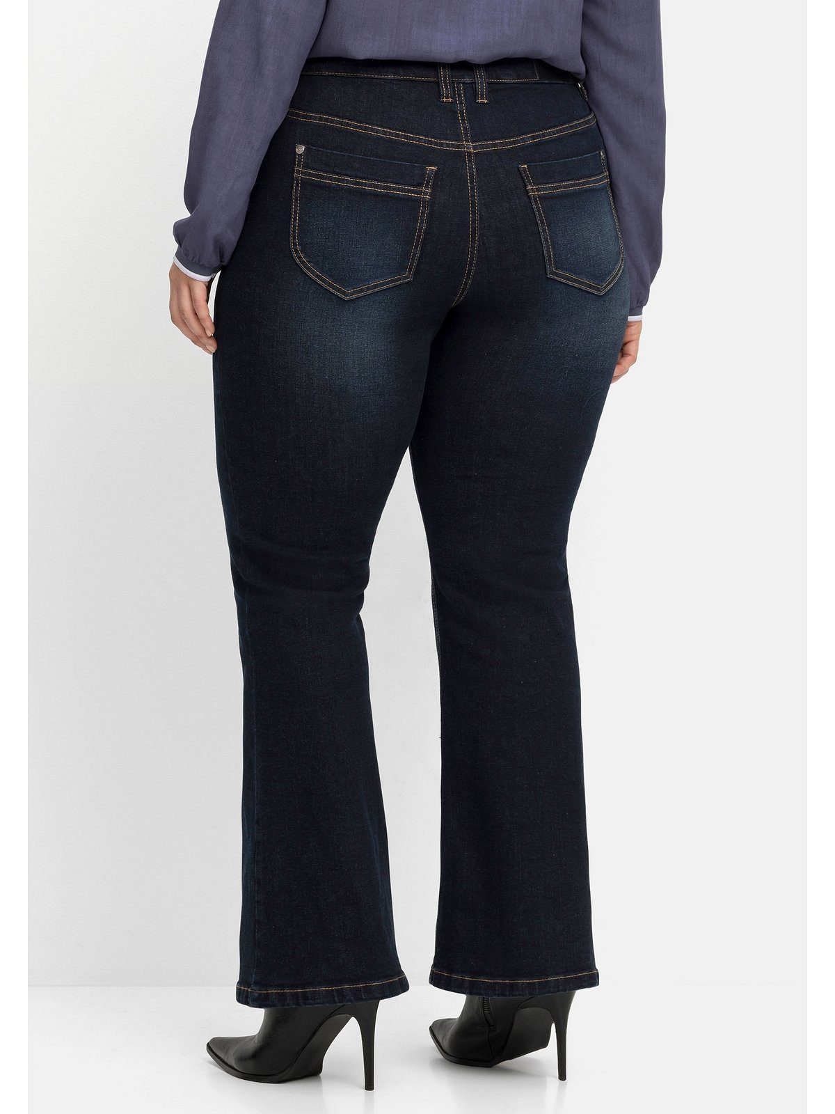 Sheego Bootcut-Jeans Große Größen mit Used-Effekten, günstig online kaufen