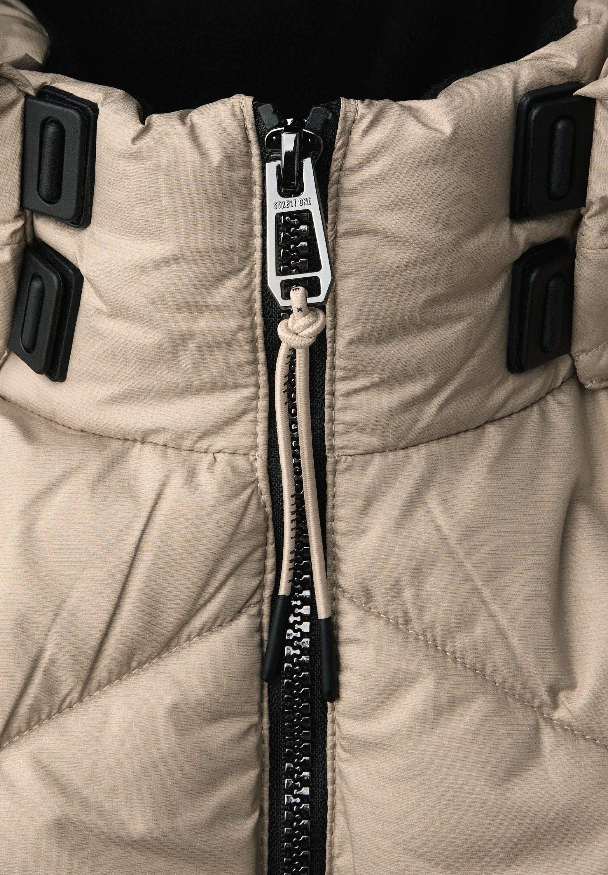 STREET ONE Steppjacke mit Kapuze mit Tunnelzugband