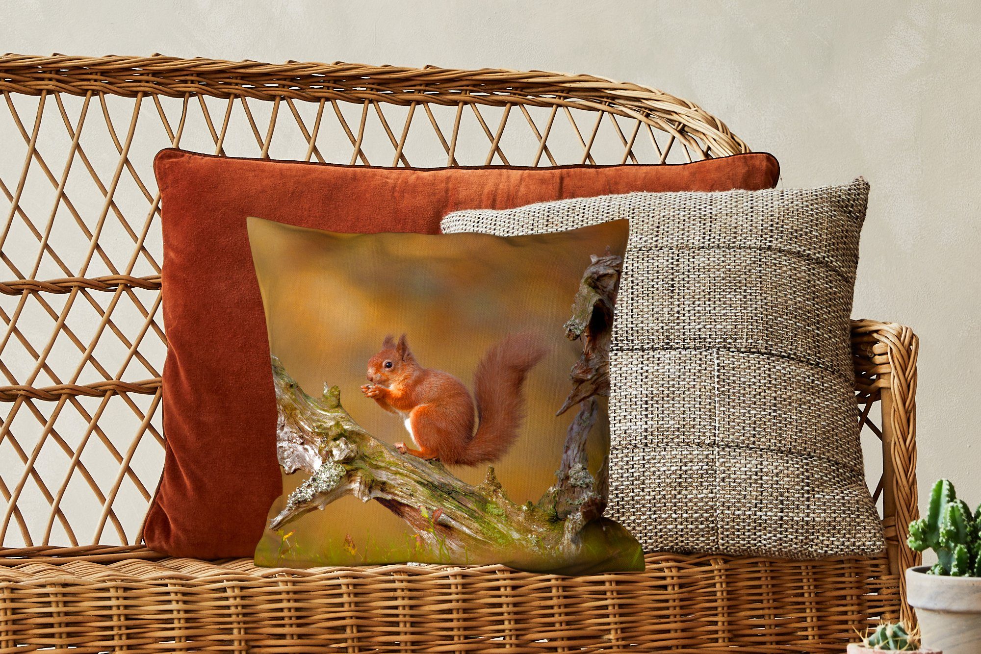 für Deko, Eichhörnchen Füllung Herbst, mit Zierkissen im Rotes Sofakissen Schlafzimmer, Wohzimmer, Dekokissen MuchoWow