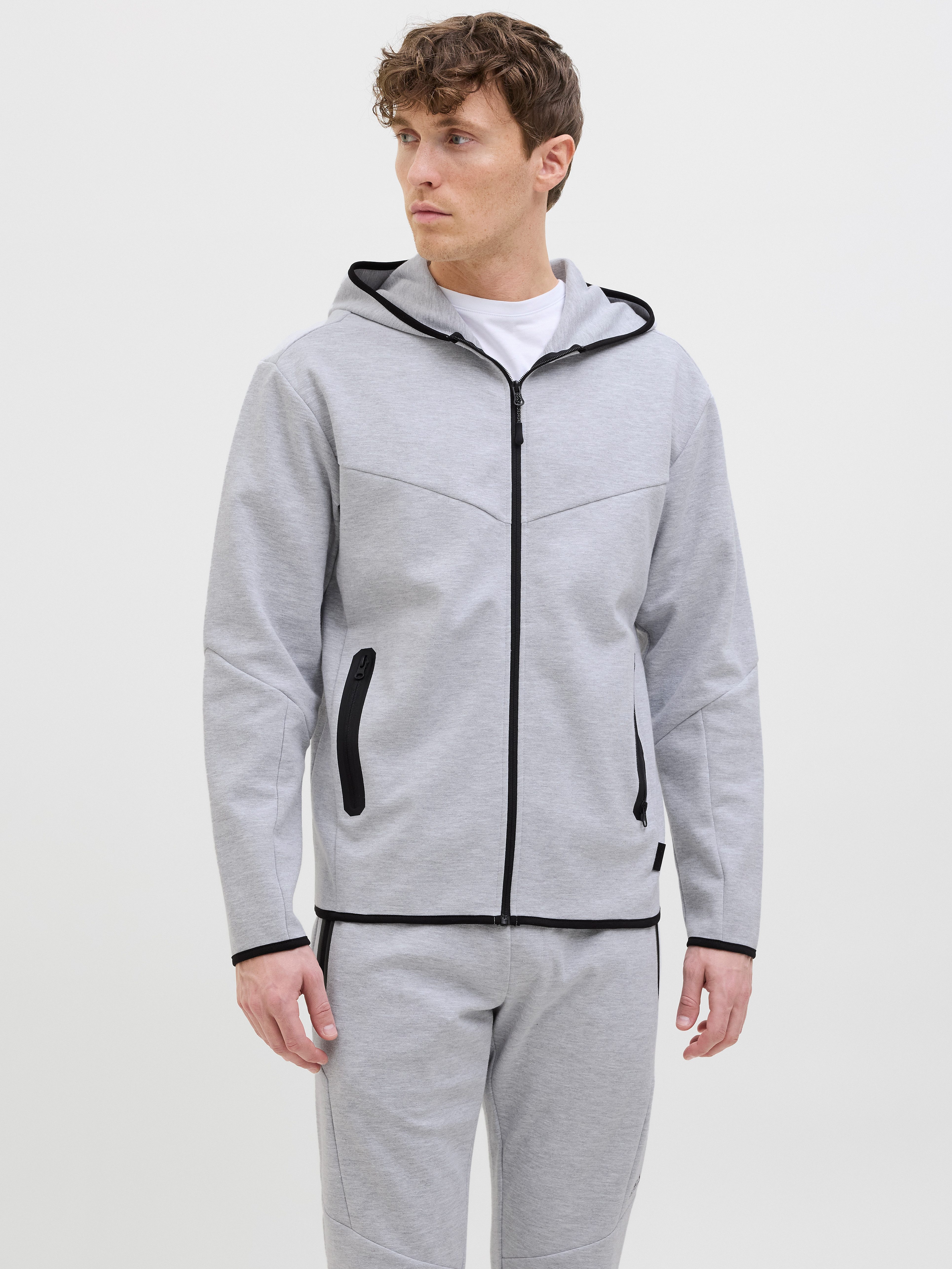 Jack & Jones Sweatjacke JCOFUSION SWEAT ZIP HOOD NOOS günstig online kaufen