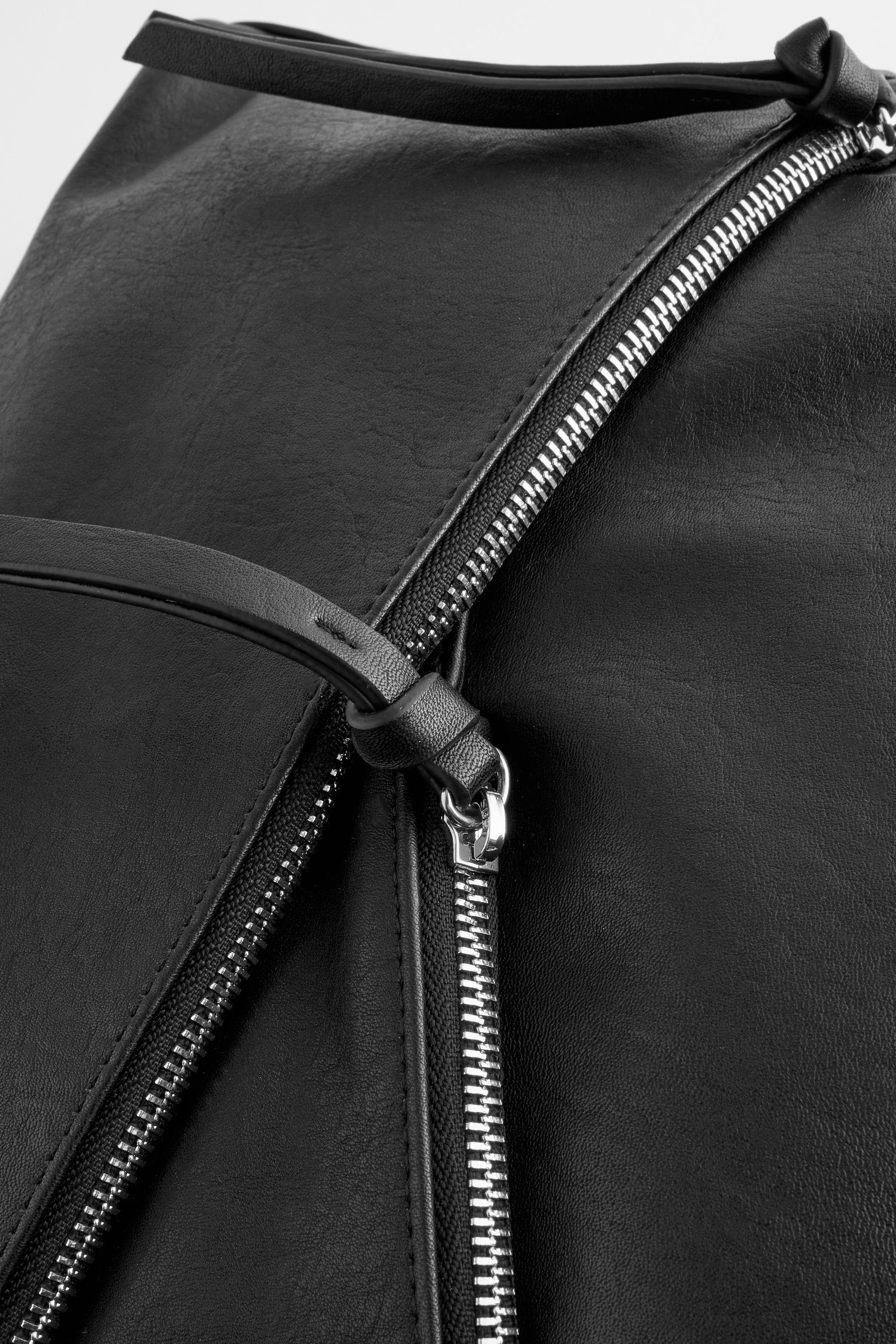 Next Rucksack Reißverschluss Black Rucksack mit seitlichem