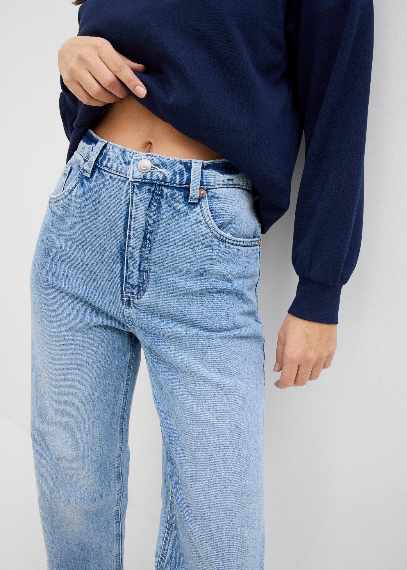 bonprix Weite Jeans (1-tlg) Loose Fit, High Waist, mit Elasthan, aus leichter Baumwolle – Bild 4 von 5