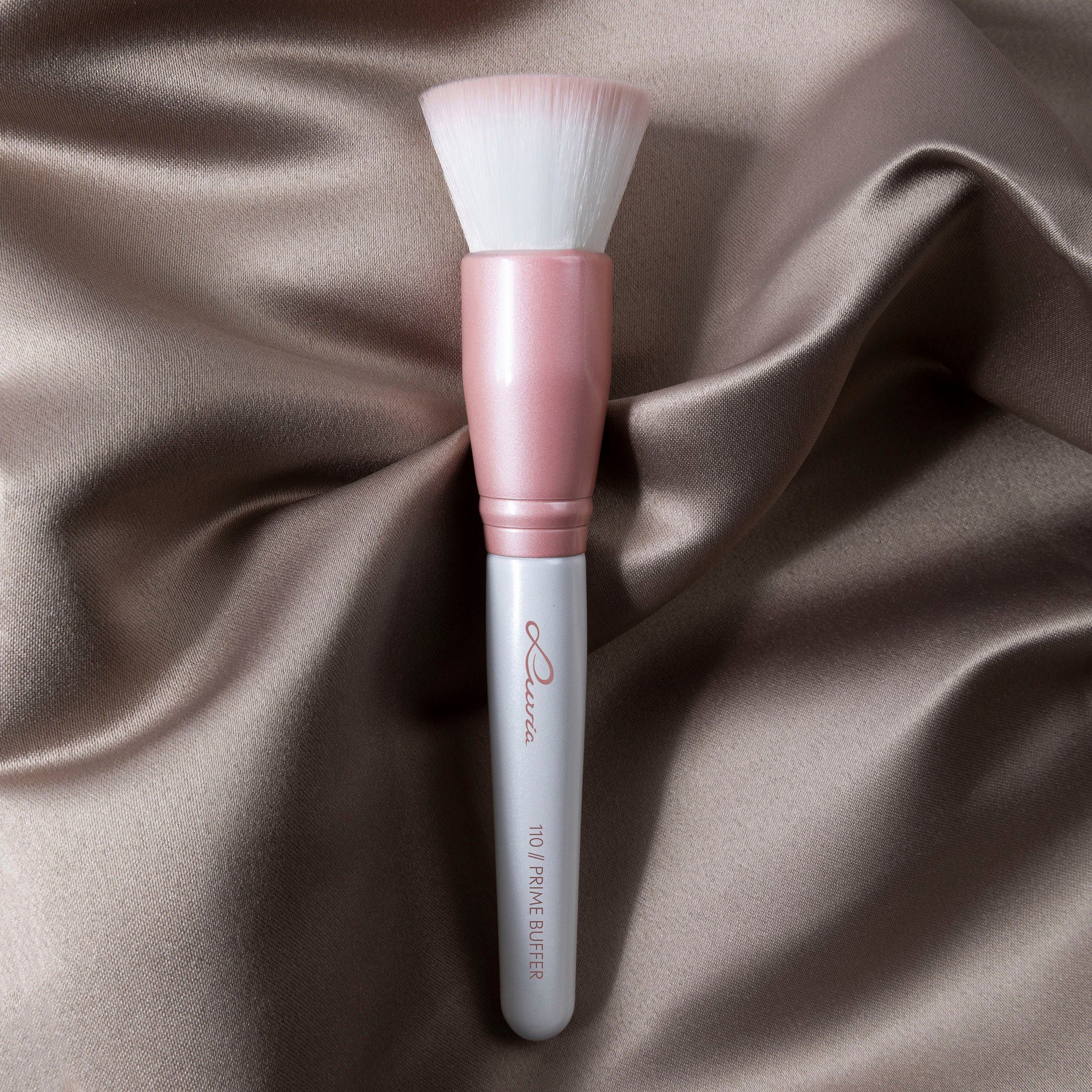 Prime rosa Buffer Foundationpinsel Luvia Cosmetics