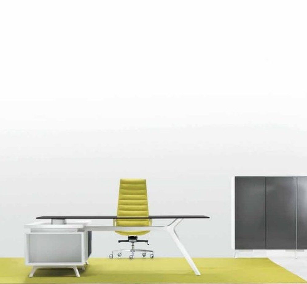 JVmoebel Eckschreibtisch Frezza Computertisch - Italienische Möbel für Ihr Büro, Made in Europa