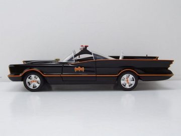 JADA Modellauto Batmobile Batman Classic Series 1966 schwarz mit Licht und Figuren, Maßstab 1:18