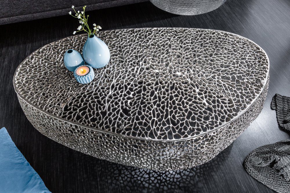 riess-ambiente Couchtisch ABSTRACT LEAF 120cm silber - Metall, Handarbeit, Blatt, modern (Einzelartikel, 1-St), Eyecatcher Beistelltisch - ideal für Wohnzimmer, TV-Ecke oder Lofts