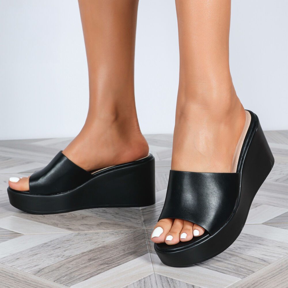 Ital-Design Wedge-Sandalen für Damen – Elegante Freizeitschuhe Plateausandaletten (89368460) Keilabsatz/Wedge Keilsandaletten in Schwarz