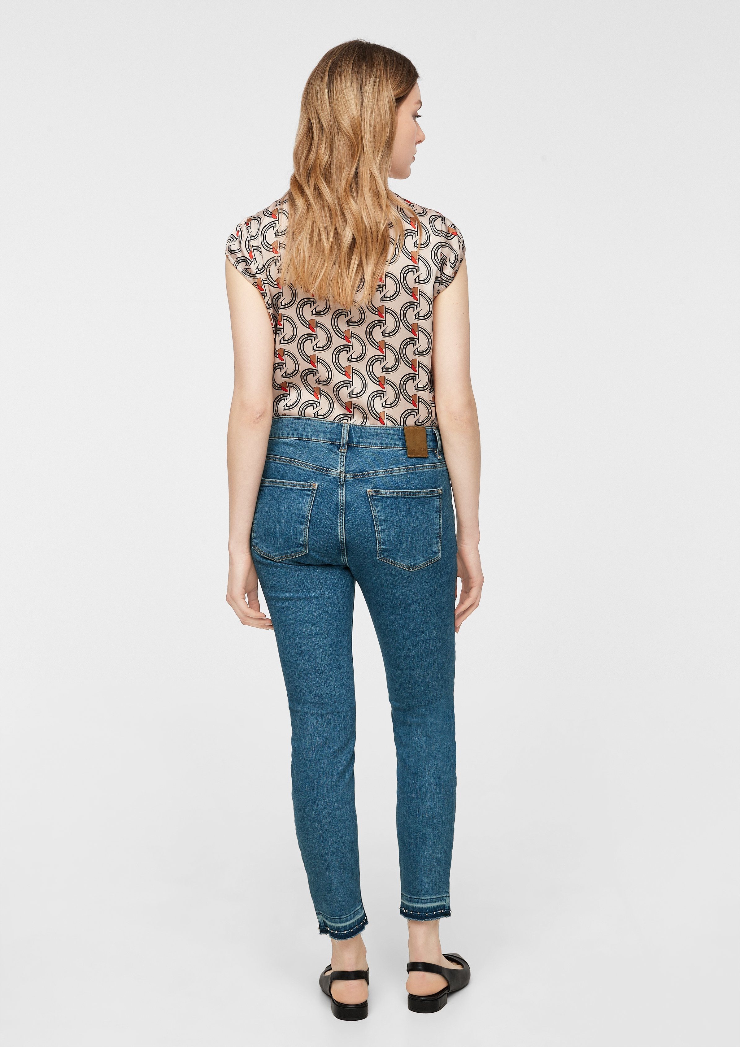 Damen Jeans comma casual identity 5-Pocket-Jeans Skinny Fit: Stretchjeans mit Nieten Waschung, Nieten, Leder-Patch