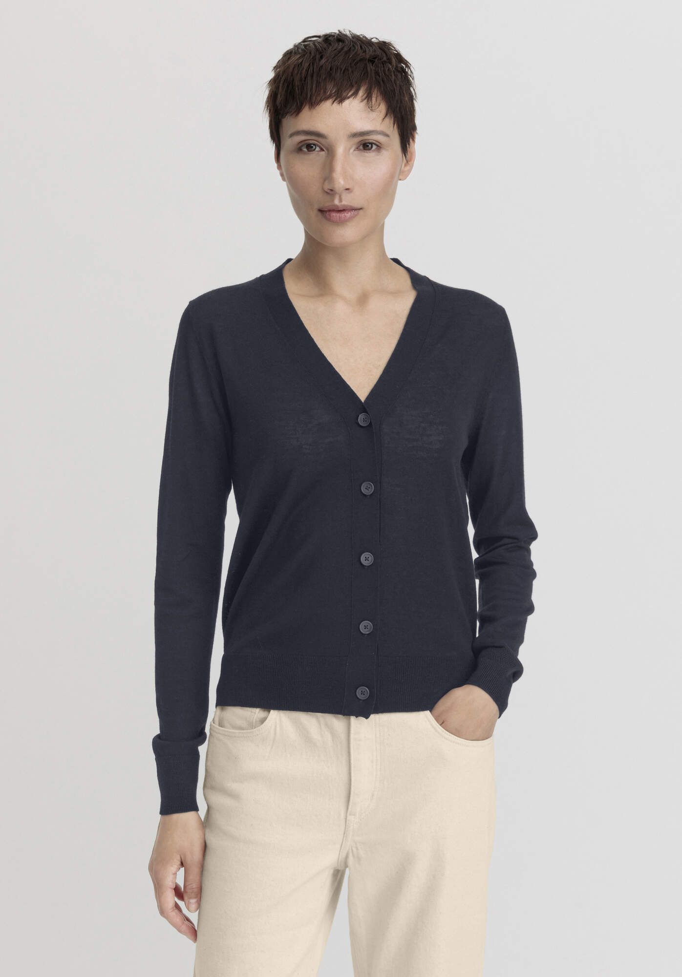 Hessnatur Strickjacke aus reiner Bio-Merinowolle (1-tlg) günstig online kaufen