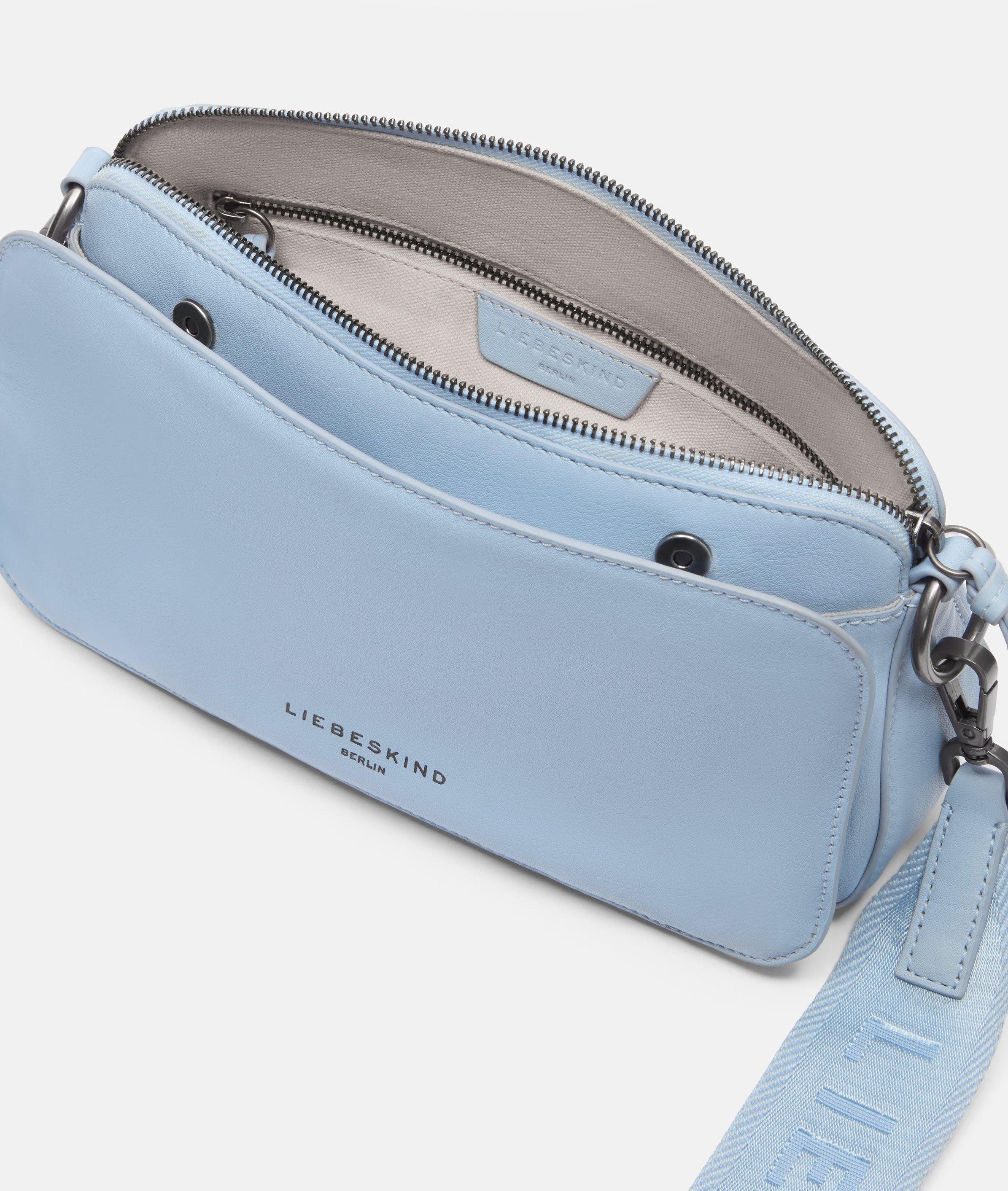 Liebeskind Berlin Umhängetasche Clarice Crossbody M, Geräumige Crossbody-Bag aus hochwertigem Schafsleder