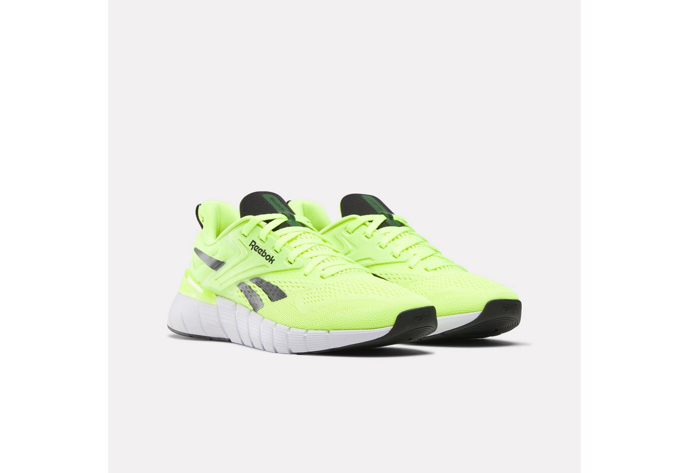 Reebok NANO GYM Trainingsschuh speziell für Gewichtheben oder für die Cardiofläche