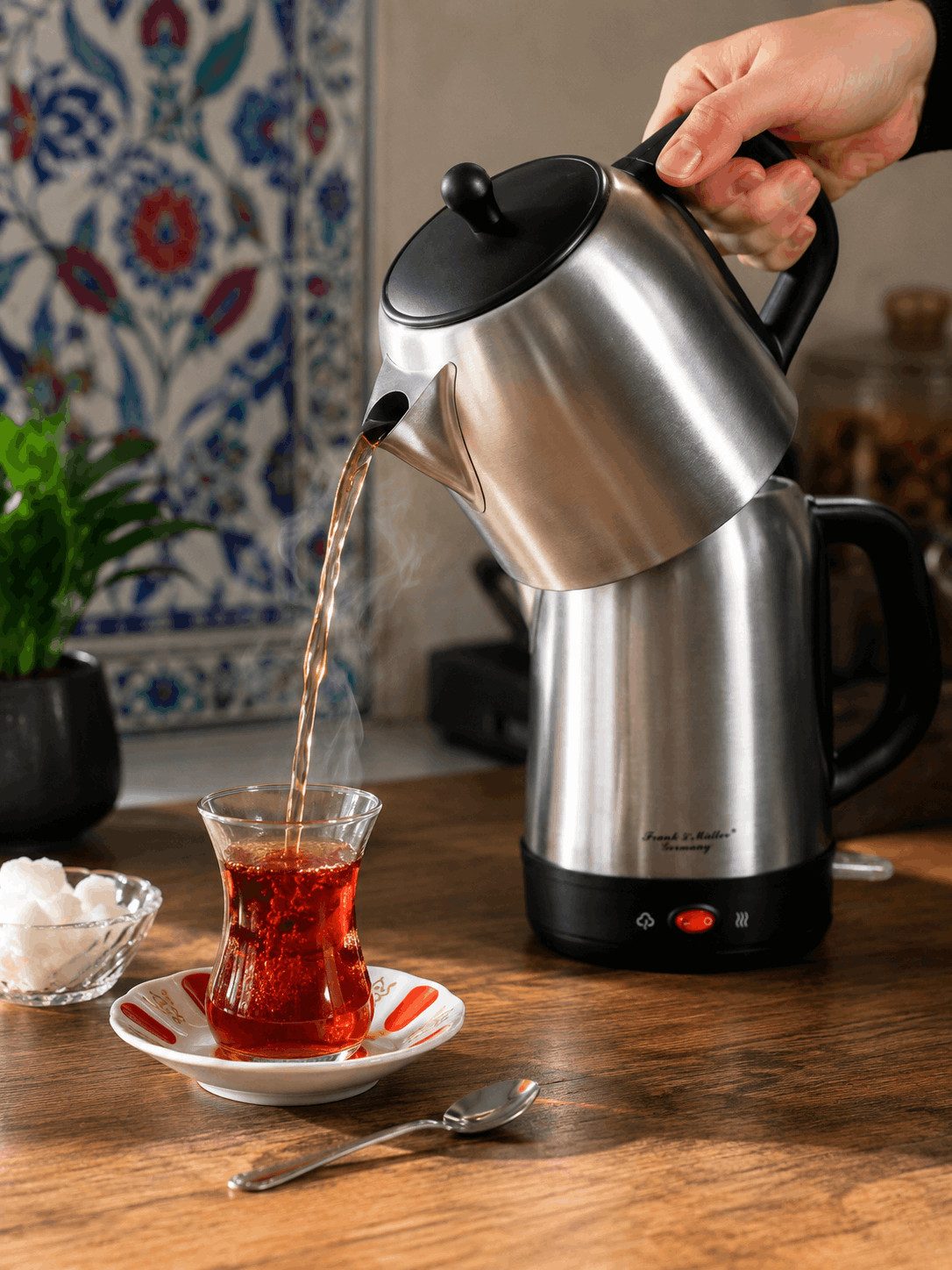 Frank & Müller Germany Teekocher F&M Elek. Teekocher 2200W Edelstahl Oval, 2200 W