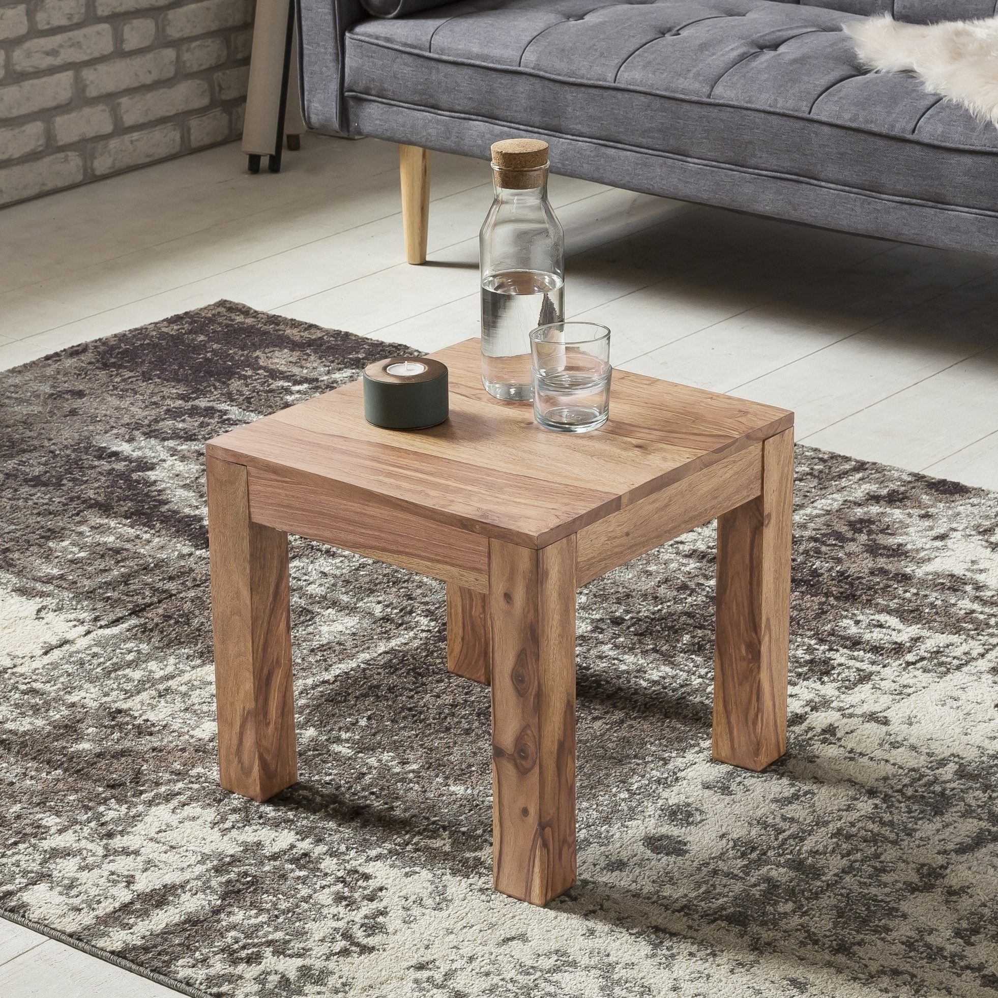 freiraum Couchtisch MUMBAI, in Akazie, Massivholz - 45x40x45cm (BxHxT)