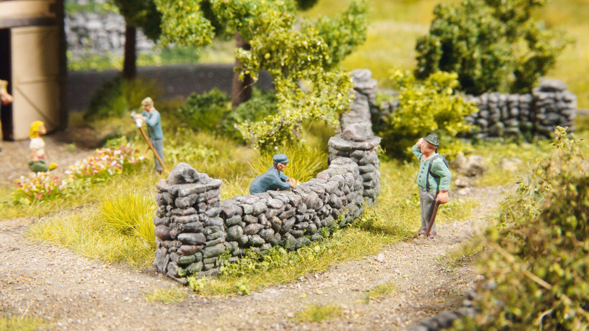 Modelleisenbahn-Spielunterlage Mauern aus Basalt, handbemalte Struktur-Hartschaum