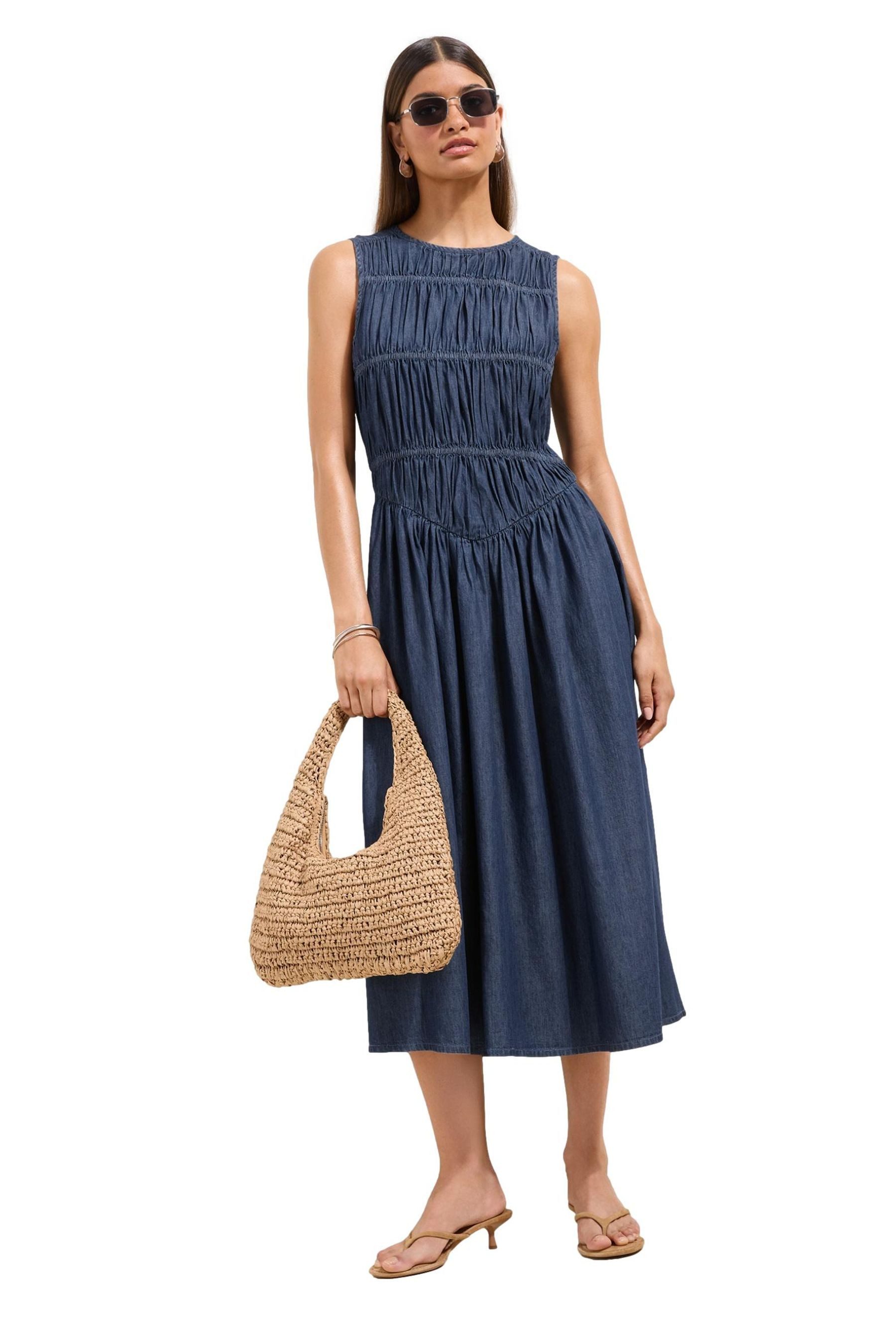 Friends Like These Maxikleid Friends Like These Midaxi-Kleid aus Chambray (1-tlg)