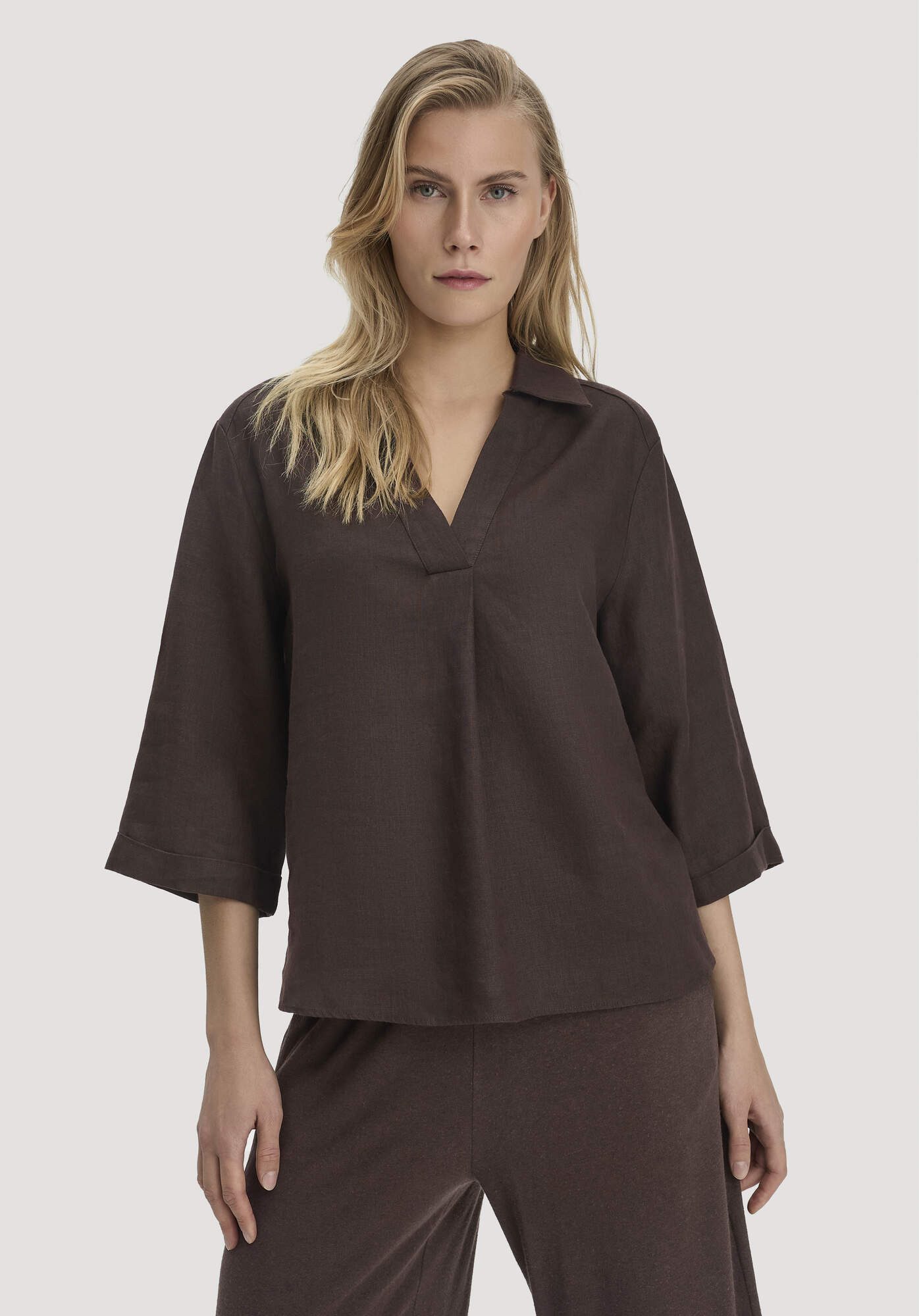 Hessnatur Klassische Bluse aus reinem Leinen (1-tlg)