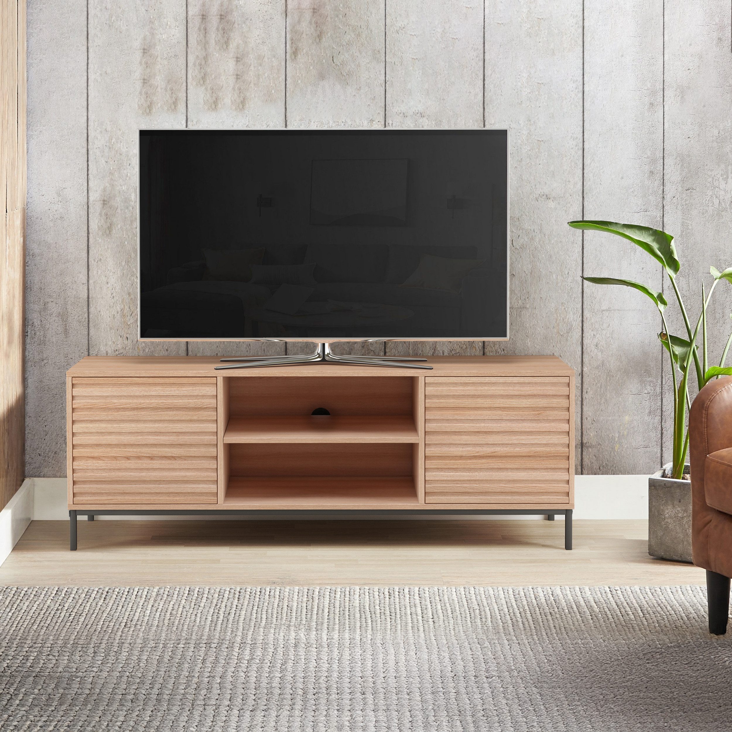 loft24 TV-Bank Cecilie, Lowboard mit 2 Türen, Fernsehschrank, TV-Schrank, 140 cm