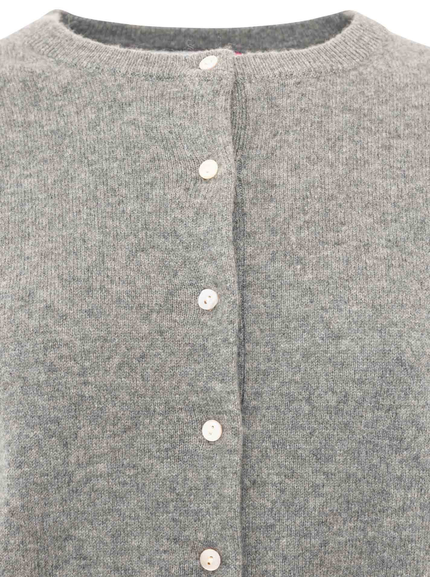 Zwillingsherz Cardigan 100% Kaschmir Cardigan "Perlmutt Knöpfe" 100% Kaschmir, Knopfleiste, Perlmutt Knöpfe – Bild 3 von 3