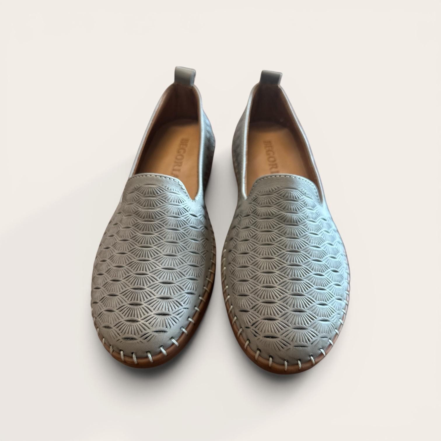 Begoria Begoria Artisan - Bestickte Loafer mit dekorativer Kontrastnaht Loafer