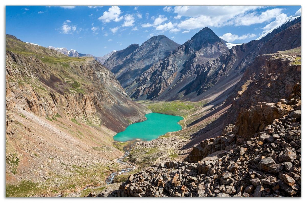 Wallario Herd-Abdeckplatte See in einem Tal des Tian-Shan-Gebirges, ESG-Sicherheitsglas, (Glasplatte, 1 tlg., inkl. 5mm Noppen), verschiedene Größen