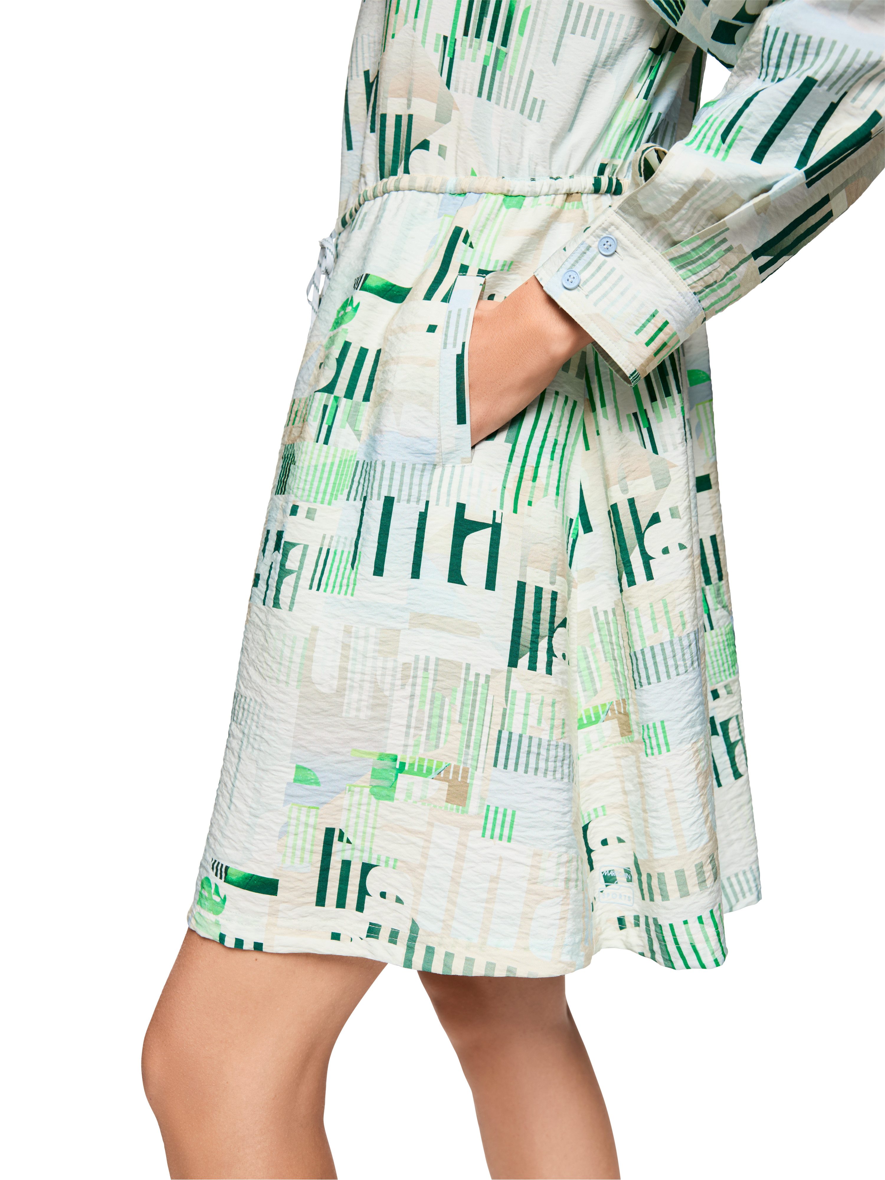 Marc Cain Hemdblusenkleid City Vibing Premium Damenmode sportiv, Minikleid, ohne Innenfutter – Bild 4 von 5