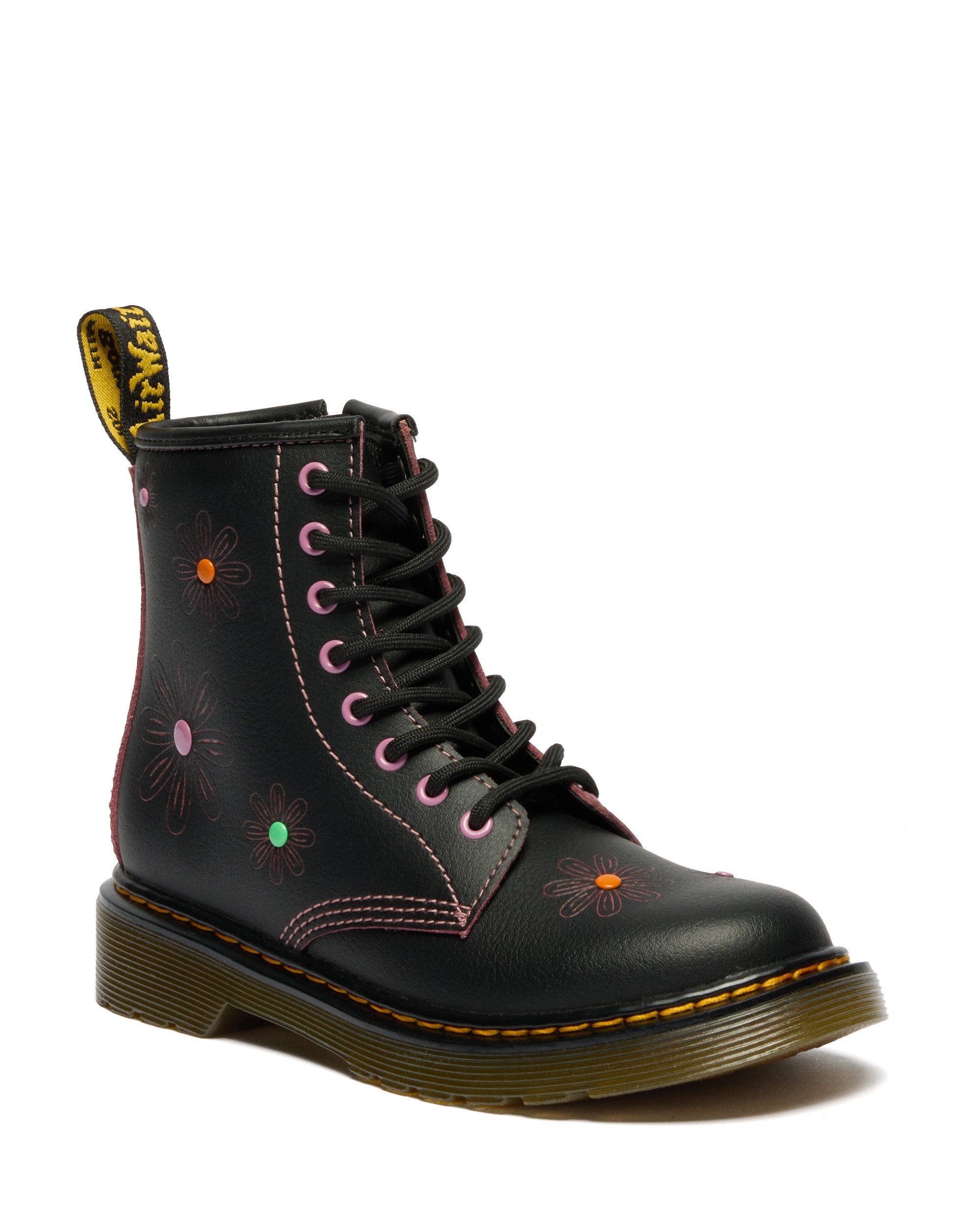 DR. MARTENS 1460 J Schnürboots Blockabsatz Stiefelette, 8-Eye Boot mit auffälliger Verzierung