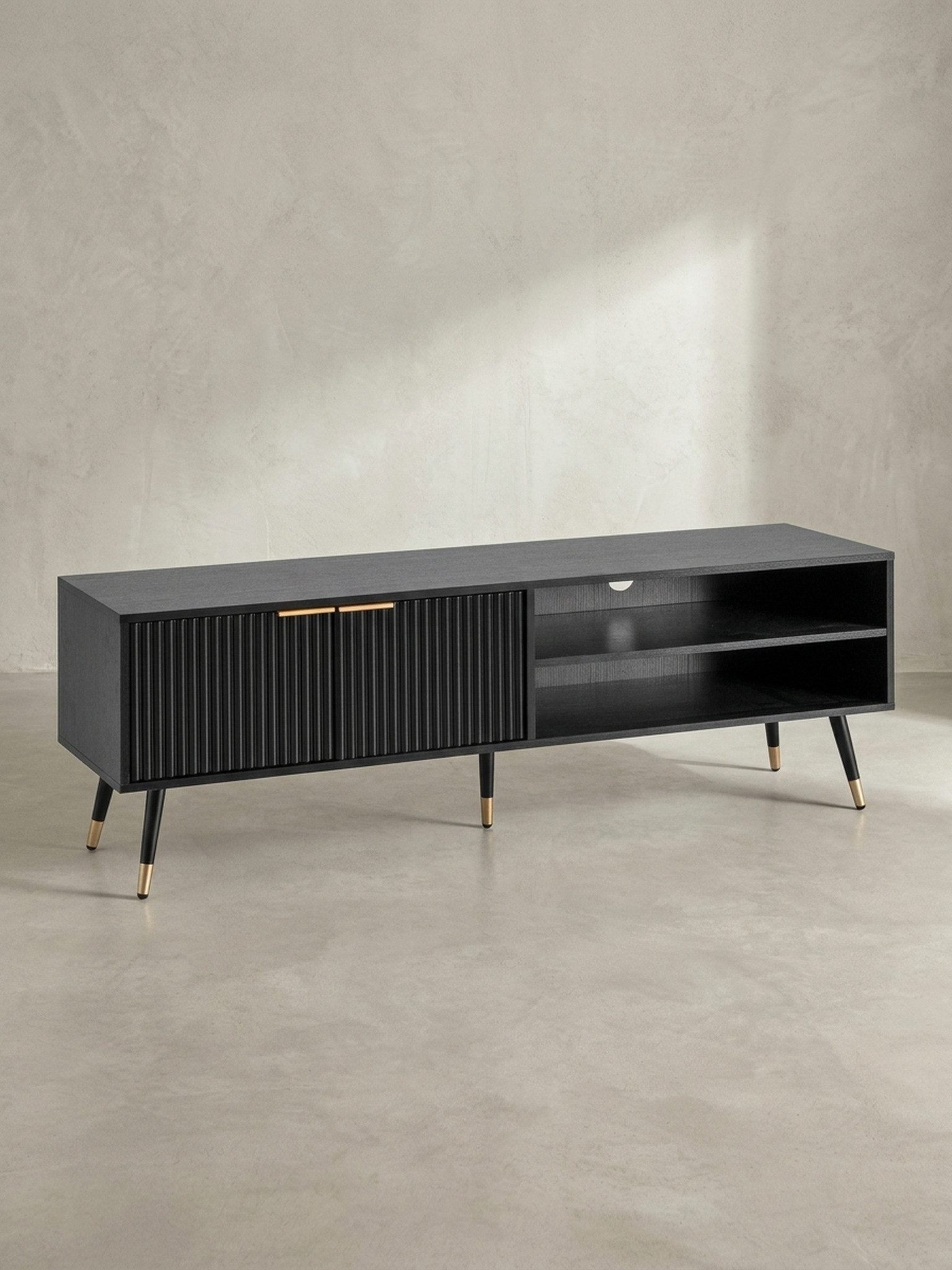 KADIMA DESIGN Lowboard Lowboard Schwarz mit Eiche-Dekor 150x51x39 cm TV-Kommode Modern, (Ablagefächern, Fernsehkommode Wohnzimmer), Design TV-Schrank Hoch, Fernsehtisch Fernsehschrank mit Türen &