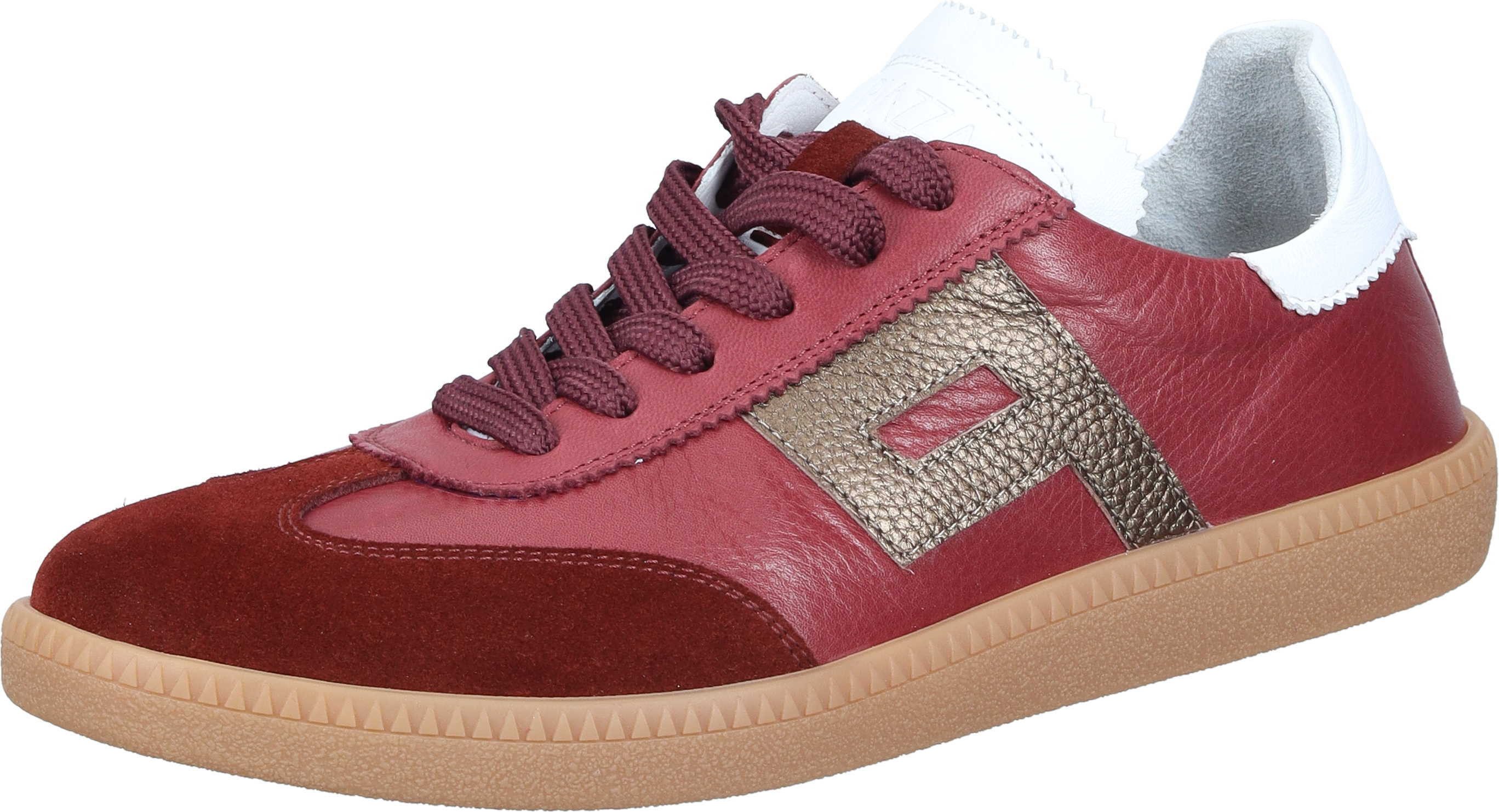 Schnürer Sneaker