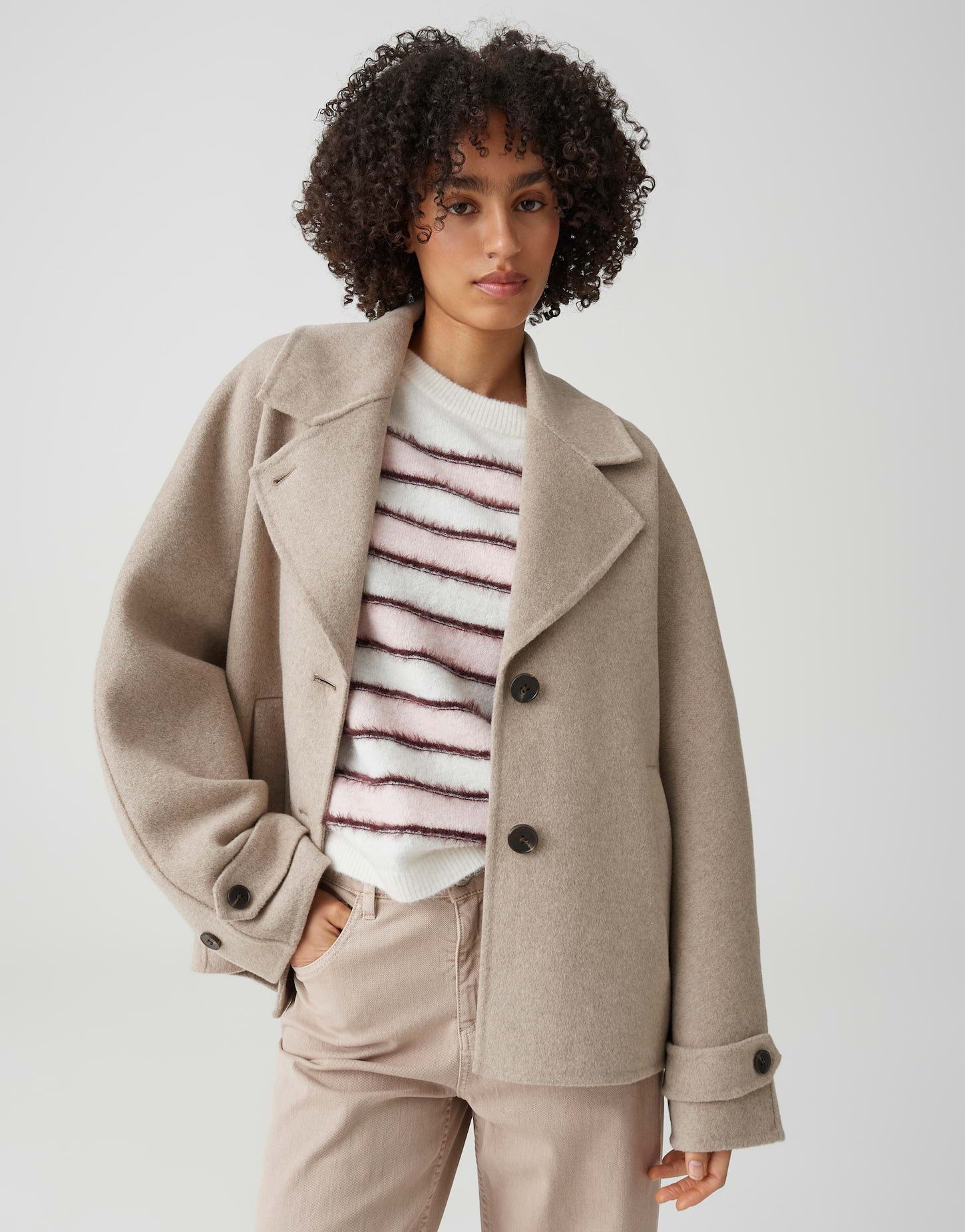 OPUS Wolljacke Cabanjacke aus doppellagige Wollqualität Loose Fit Riegel an der Manschette