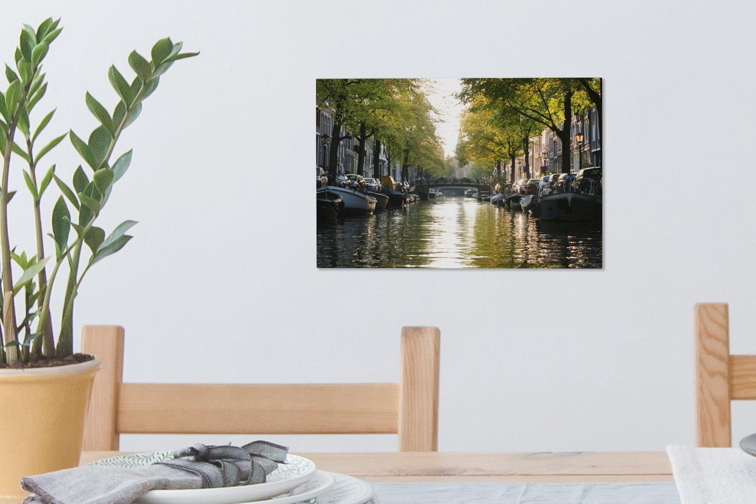 in 30x20 in Wanddeko, Amsterdamer Niederlanden, OneMillionCanvasses® Viele Grachten St), den cm (1 Leinwandbild Leinwandbilder, den Boote Aufhängefertig, Wandbild