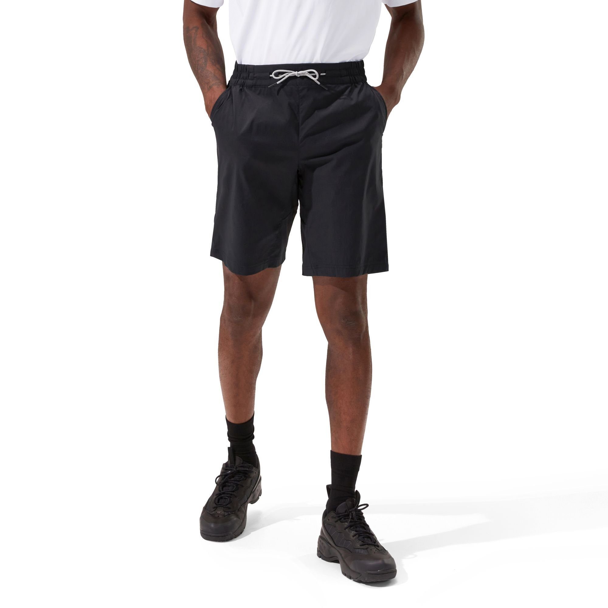 Shorts Berghaus in Black/Black Optik stylischer