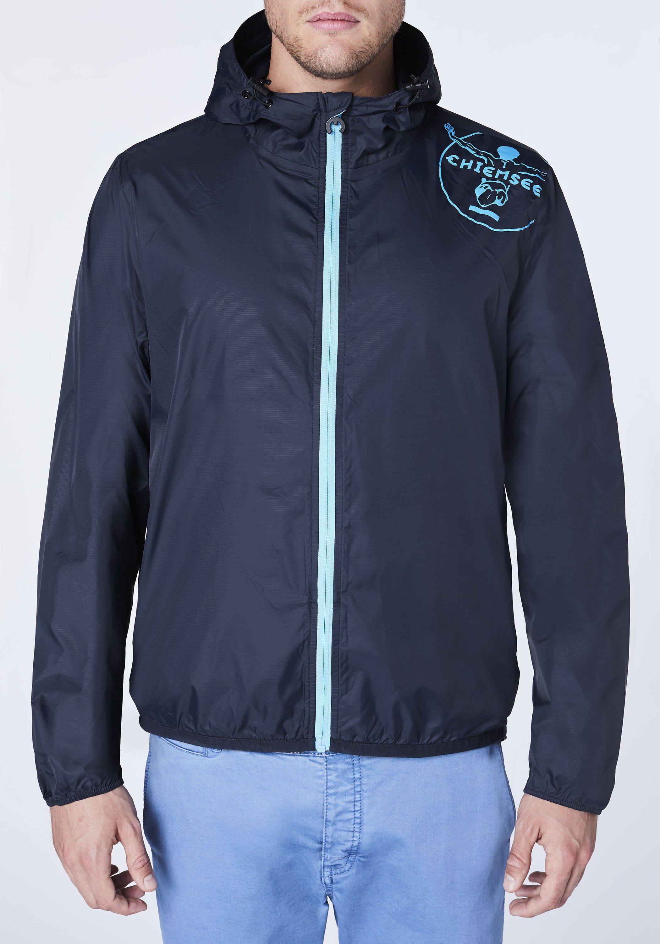 1 Regenjacke und blau Jumper-Motiv Outdoorjacke Taschen-Funktion Chiemsee dunkel mit