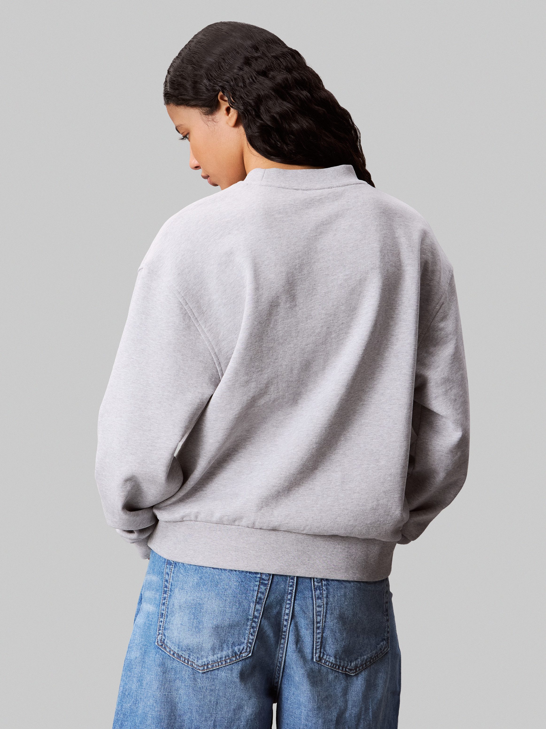 Calvin Klein Jeans Sweatshirt A- LS BADGE LOGO TERRY CREW NK Mit Rundhalsau günstig online kaufen