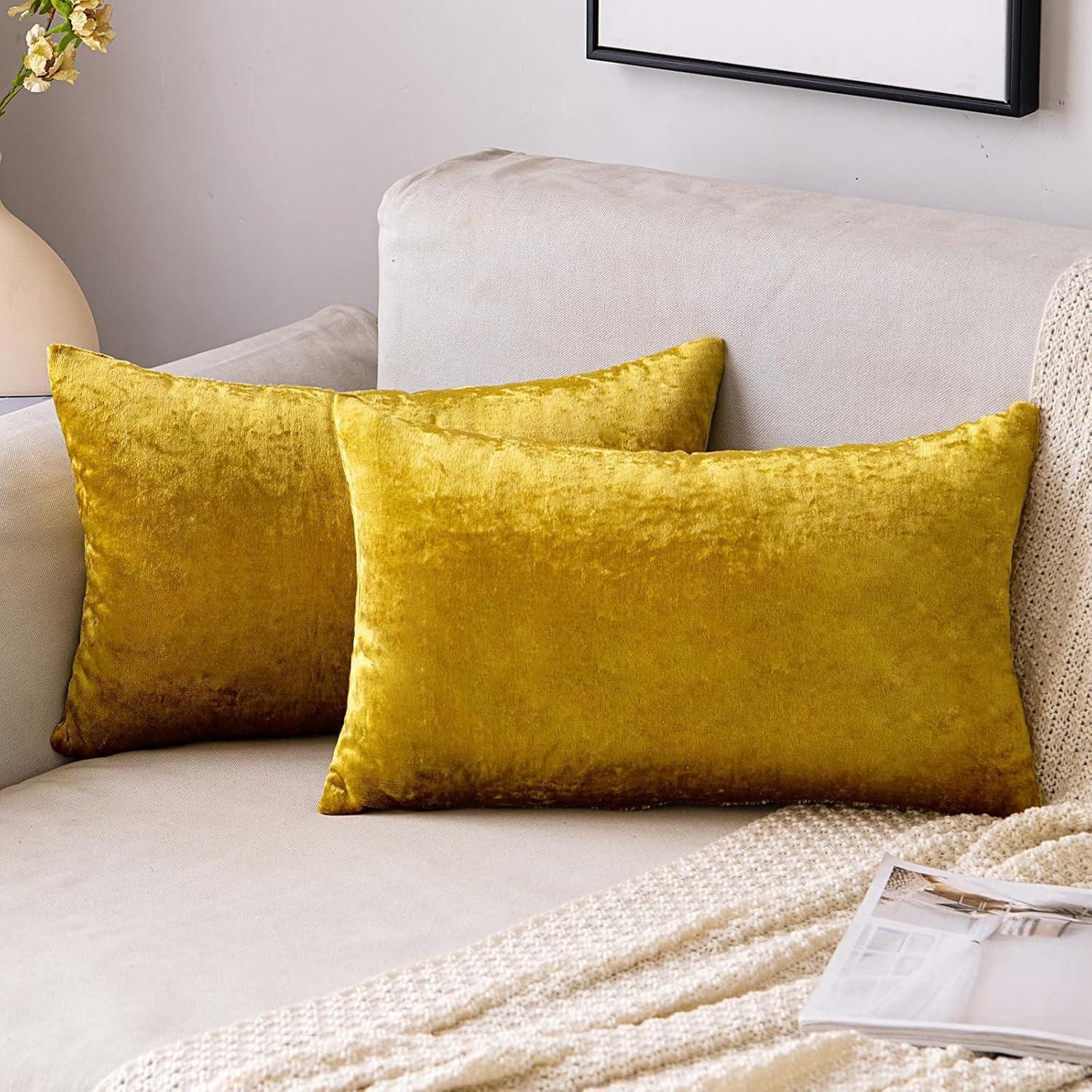 LuxusKollektion Kissenbezug Kissenbezug Samt Reißverschluss 60 x 40 cm 2 Stück A-golden Luxuriös