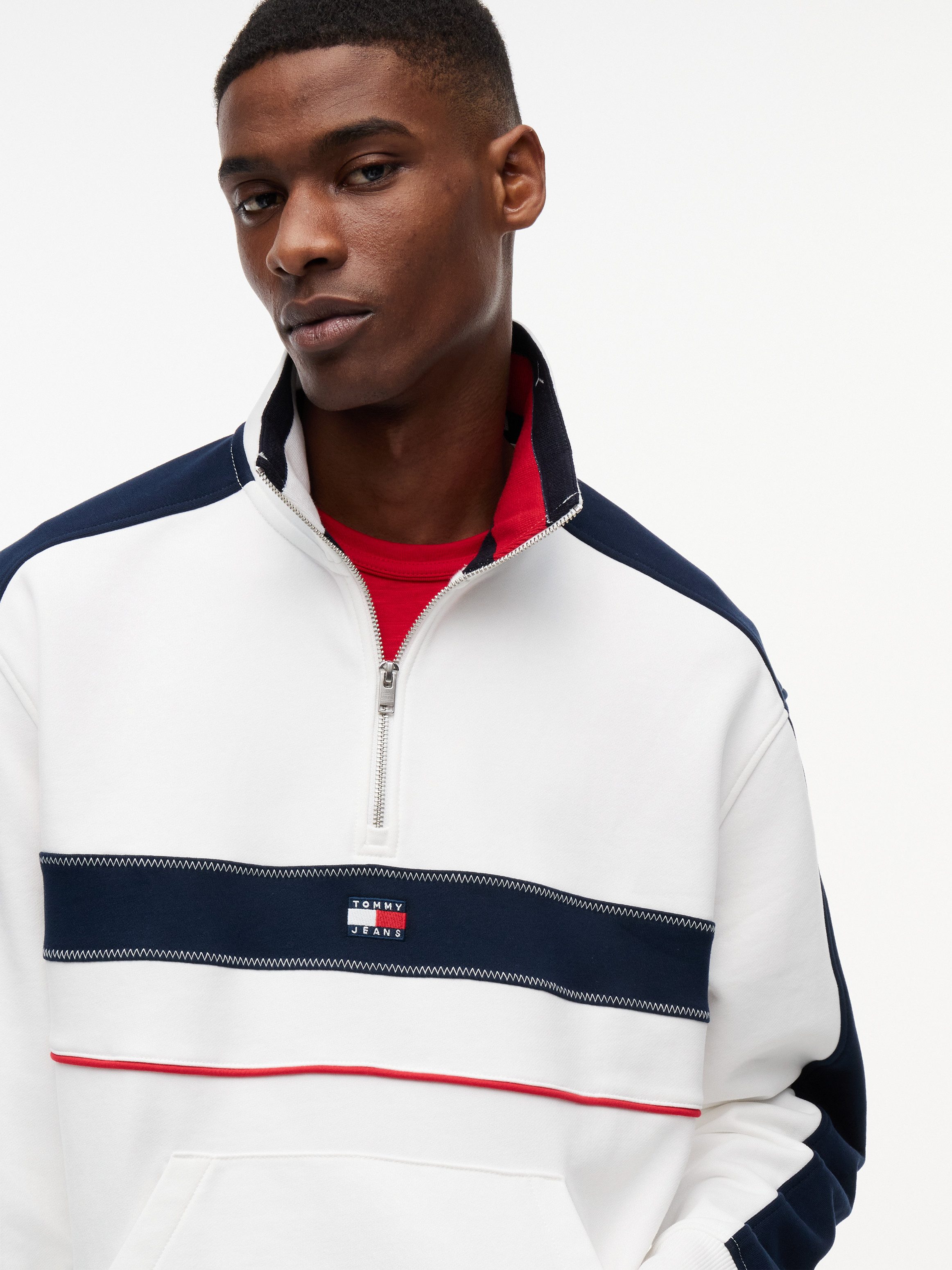 Tommy Jeans Sweatshirt TJM RLX COLOR BLOCK QUARTER ZIP Stehkragen mit Reißverschluss