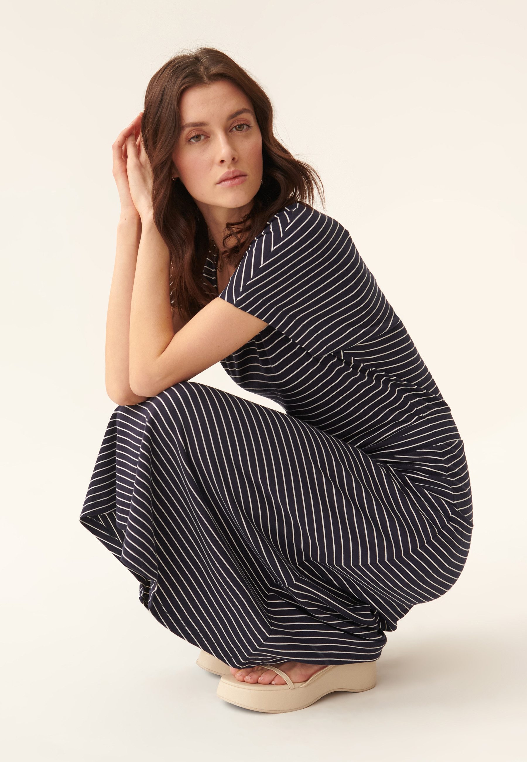 TATUUM Jerseykleid Kurzärmeliges Gestreiftes Damenkleid Avana