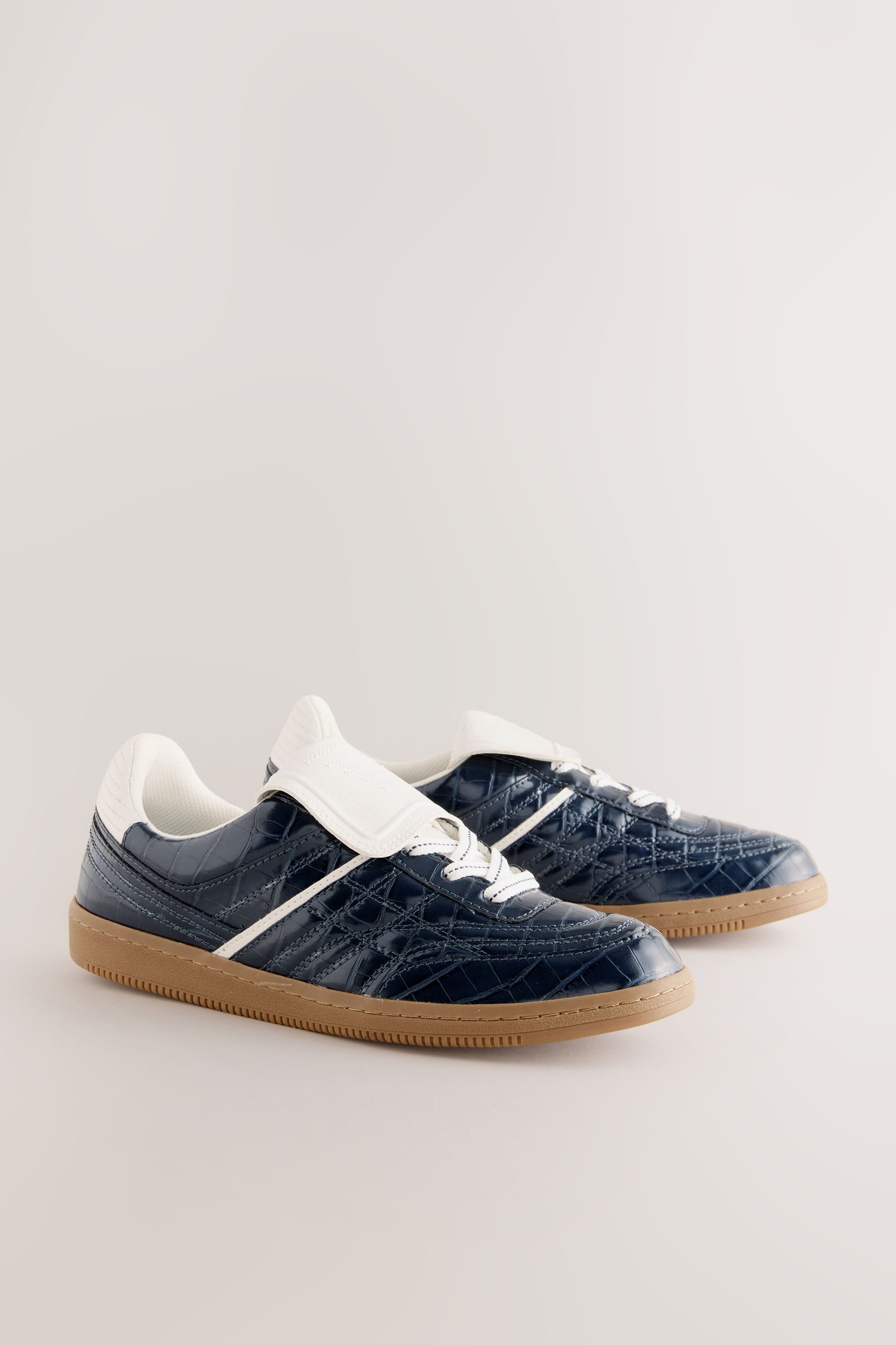 Next Forever Comfort® Schnürsneaker mit Umschlag Sneaker (1-tlg) günstig online kaufen