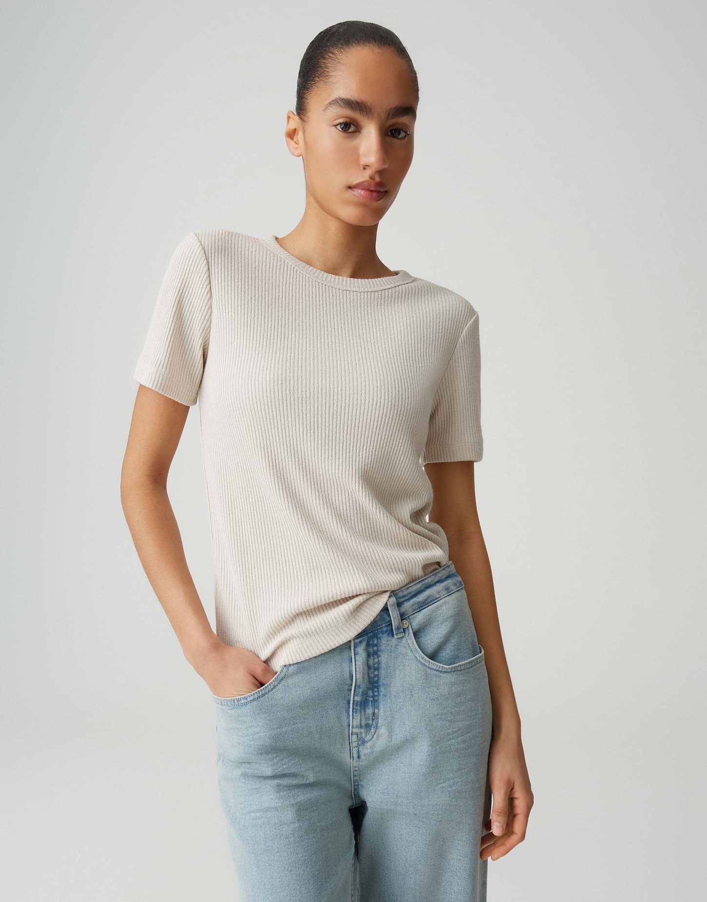 OPUS Kurzarmshirt Sydra aus Jersey mit Rippstruktur elastischer Stoff, weicher Griff, Casual