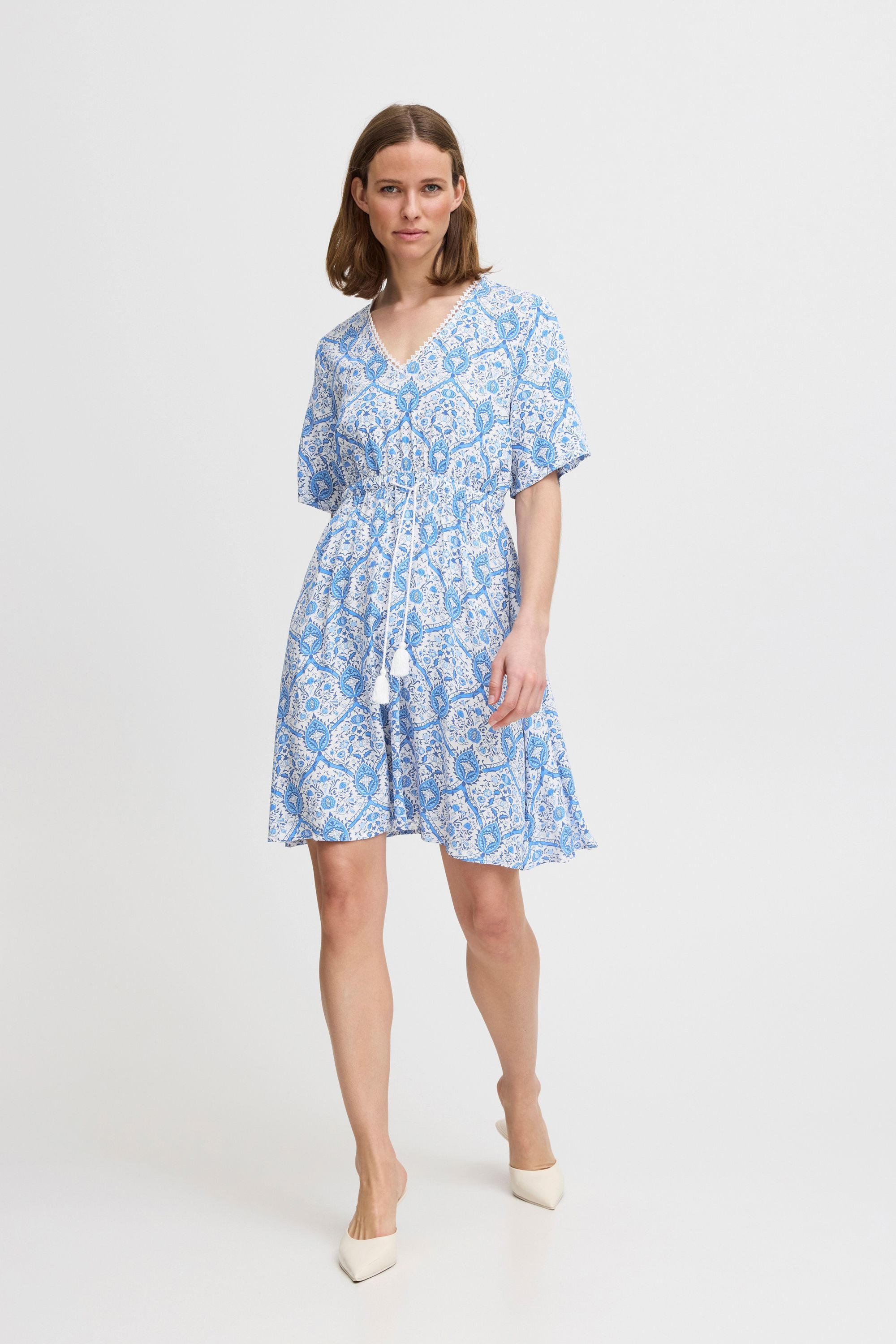 b.young A-Linien-Kleid BYHALBA Modisches Kleid mit günstig online kaufen